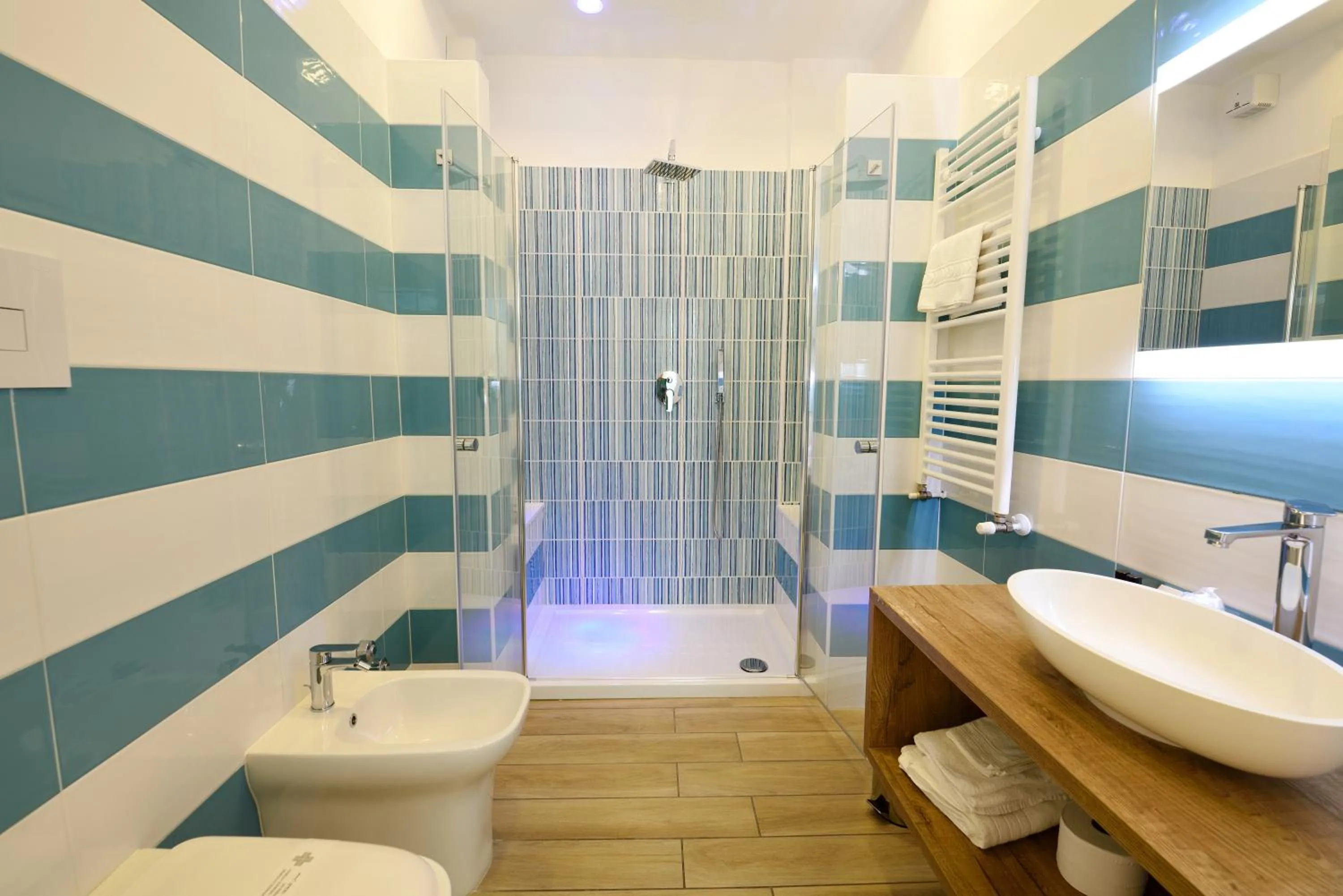 Bathroom in Sorrento Rooms