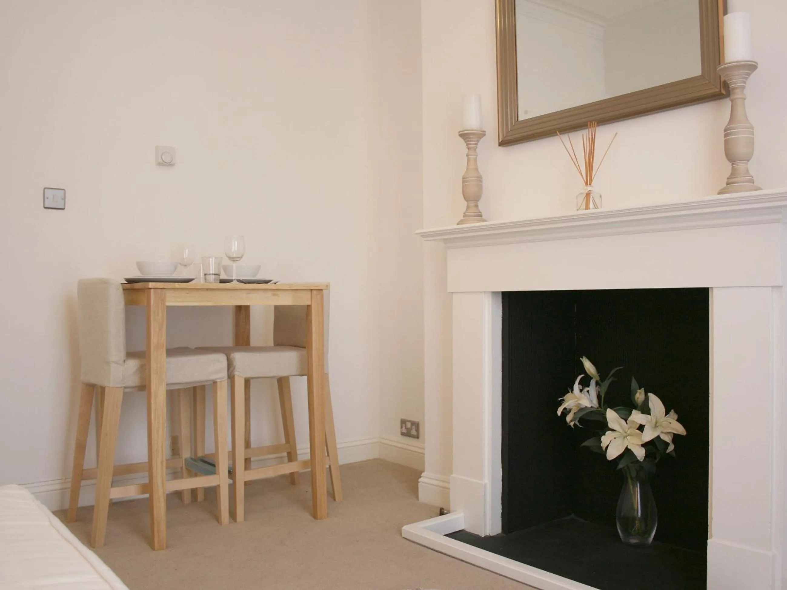 Dining area in Lower Pantiles Apartment