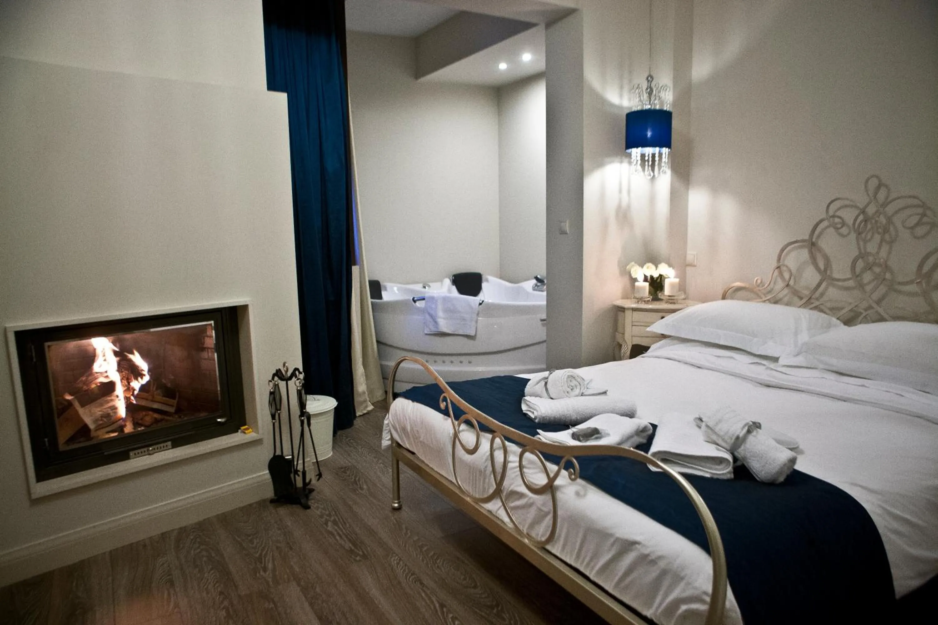 Bed in Melies Boutique Hotel