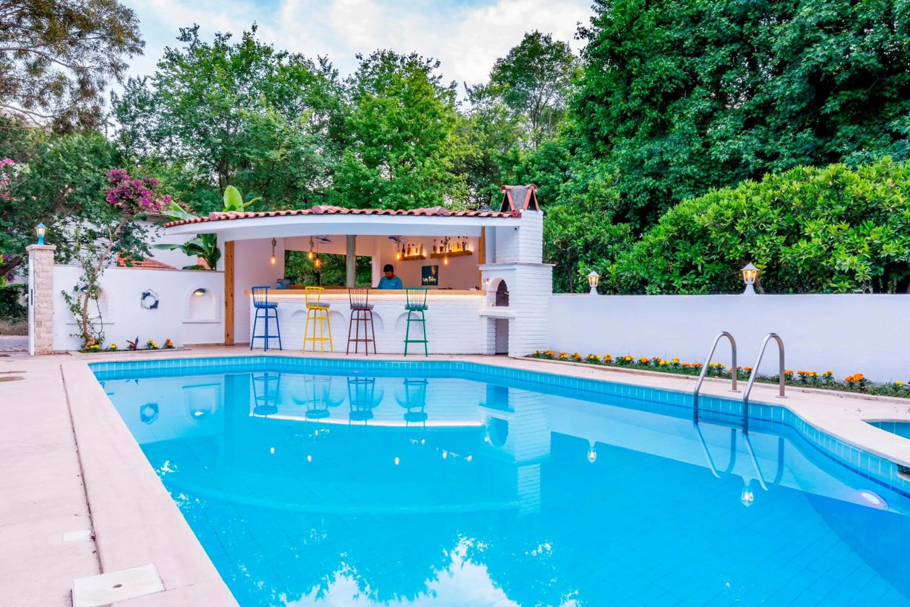 Staff in Calypso Cozy Suites