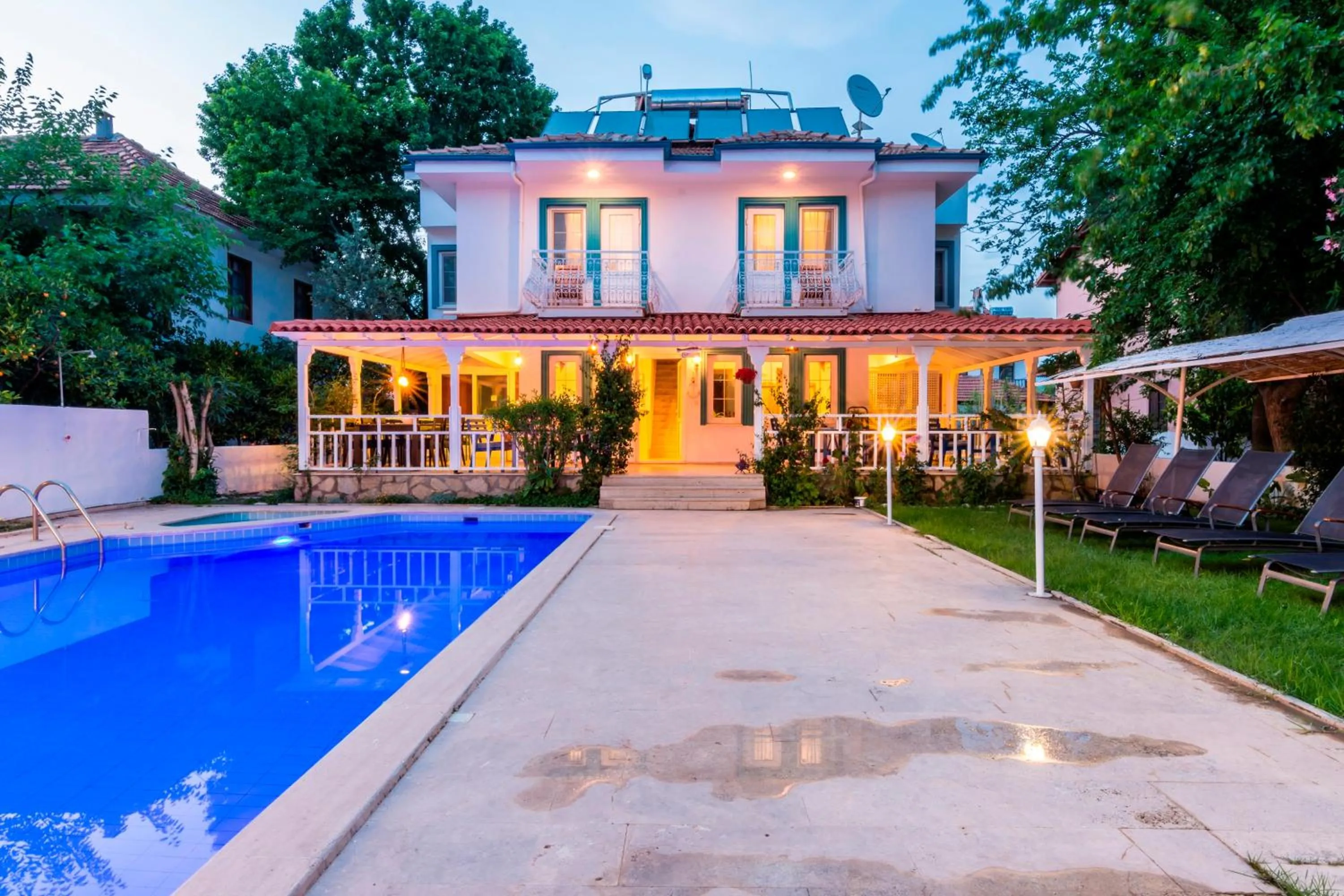 Patio in Calypso Cozy Suites