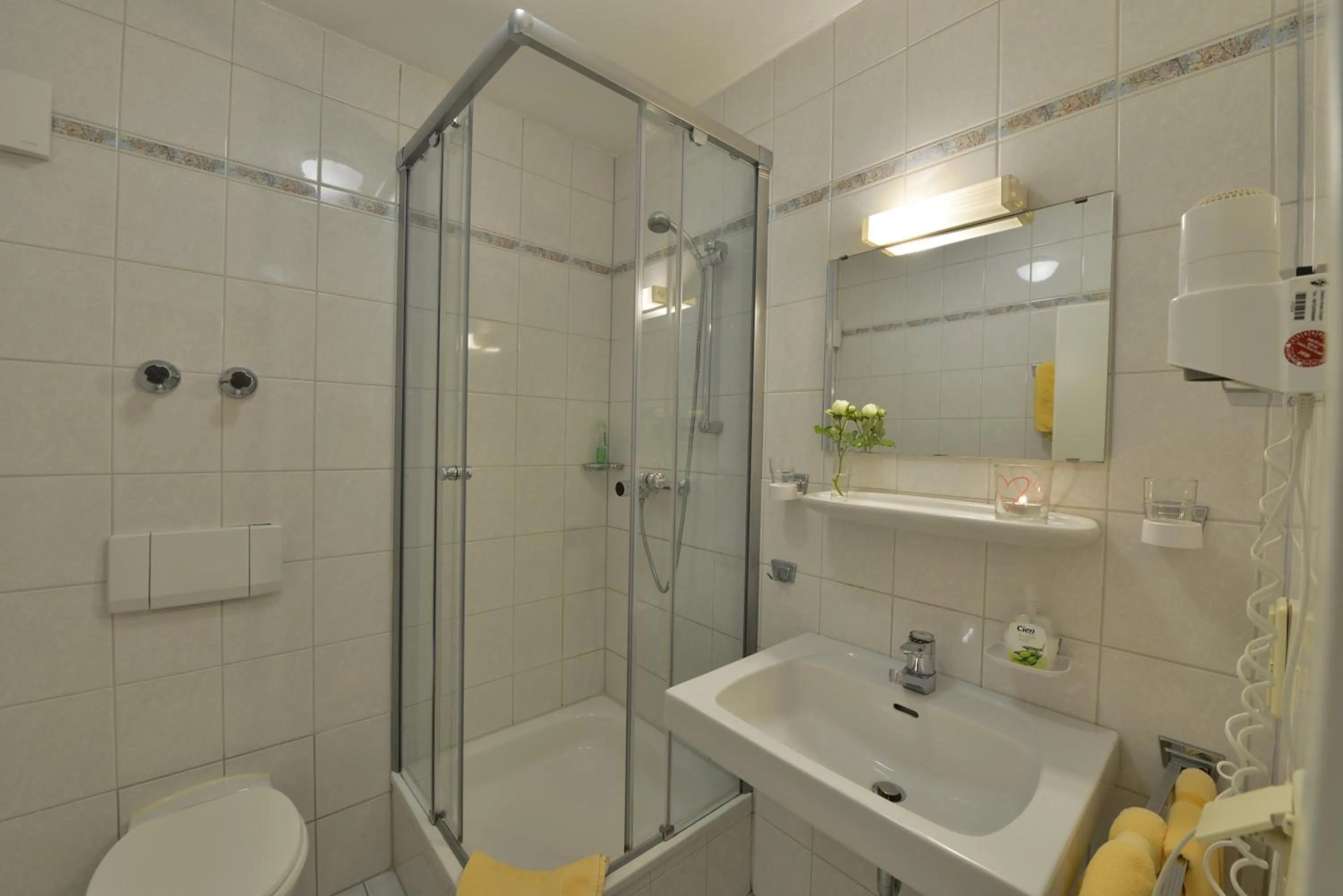 Bathroom in BB Haus Neugebauer Garni