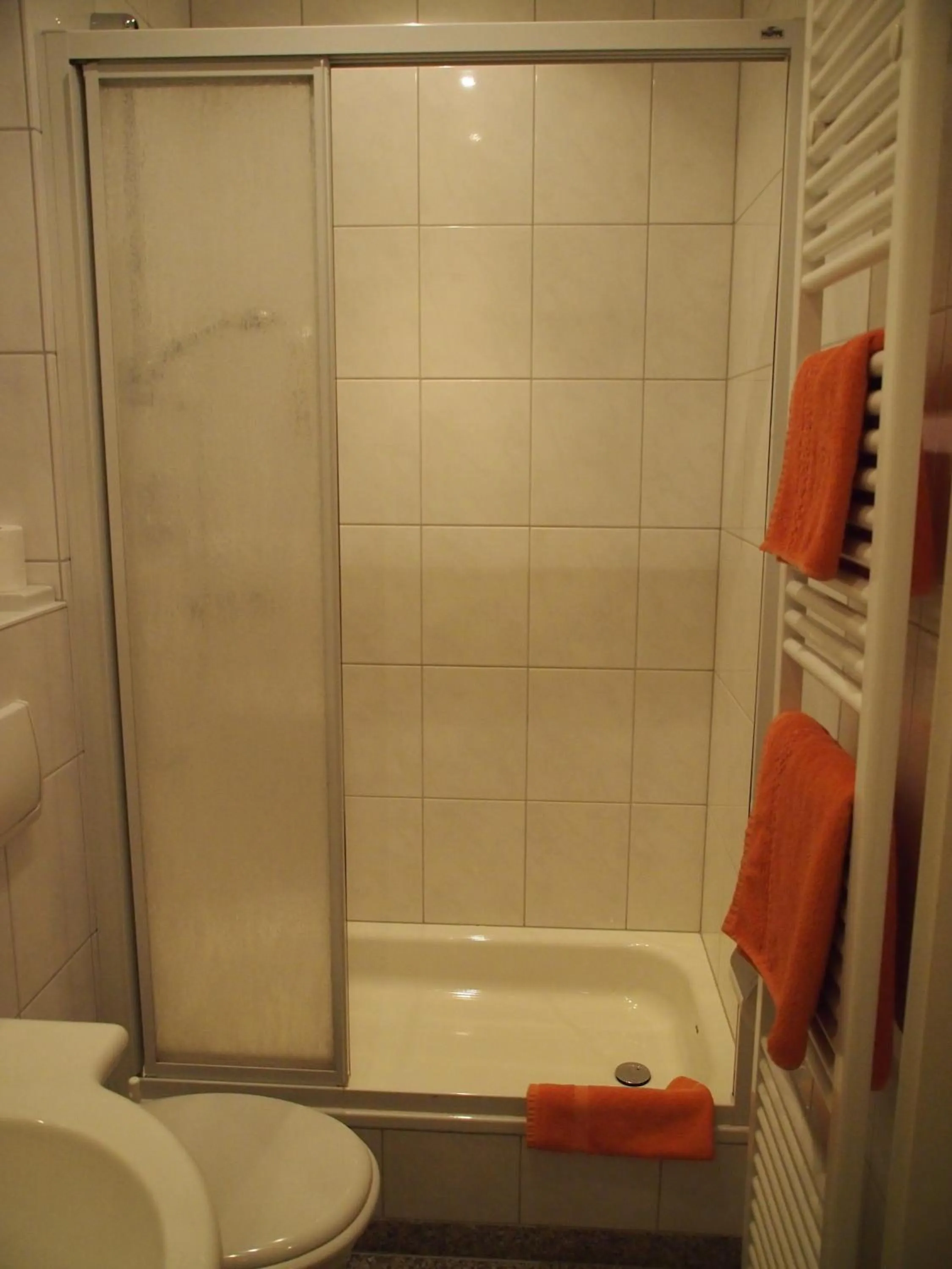 Bathroom in BB Haus Neugebauer Garni