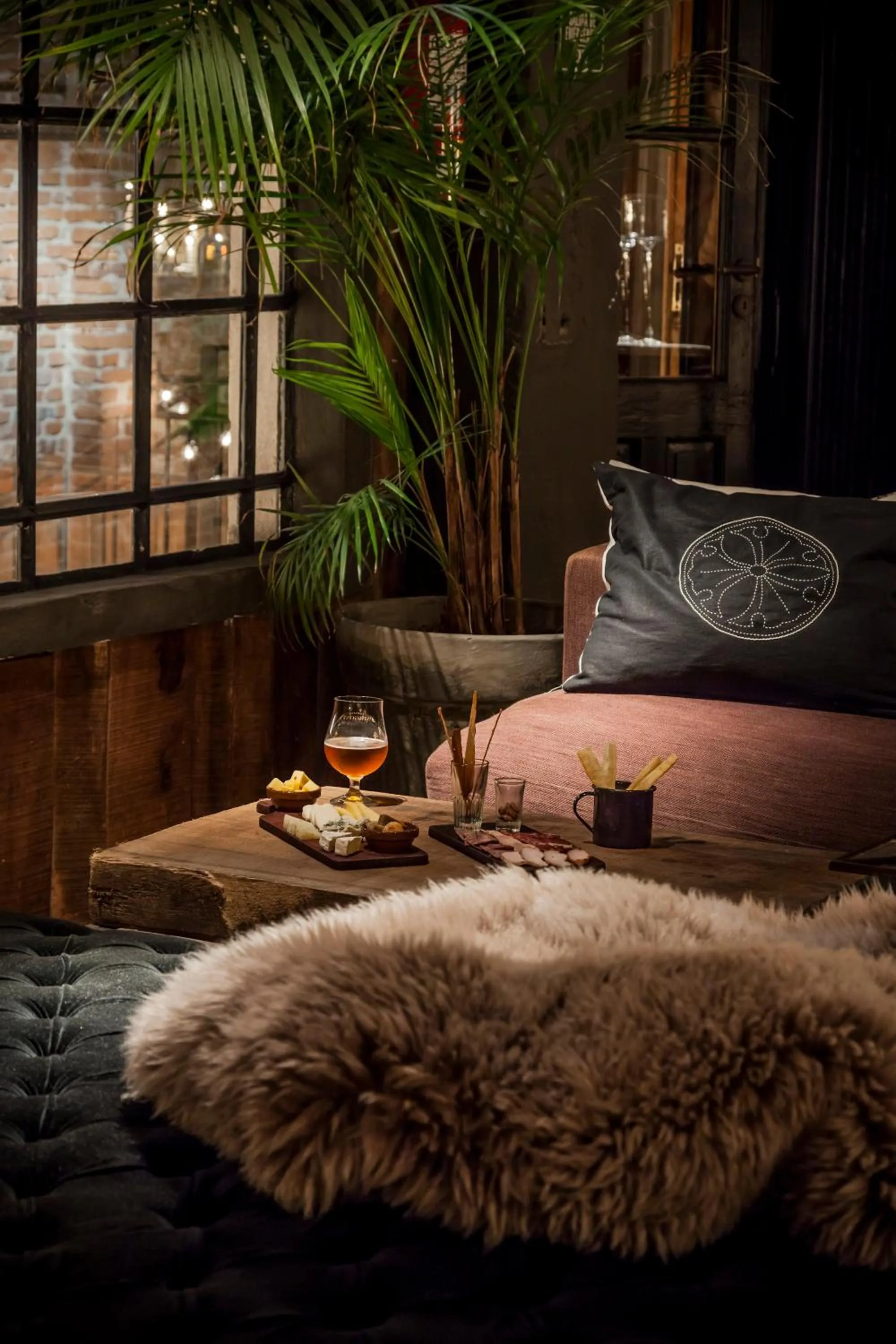 Communal lounge/ TV room in La Alondra, Casa de huéspedes