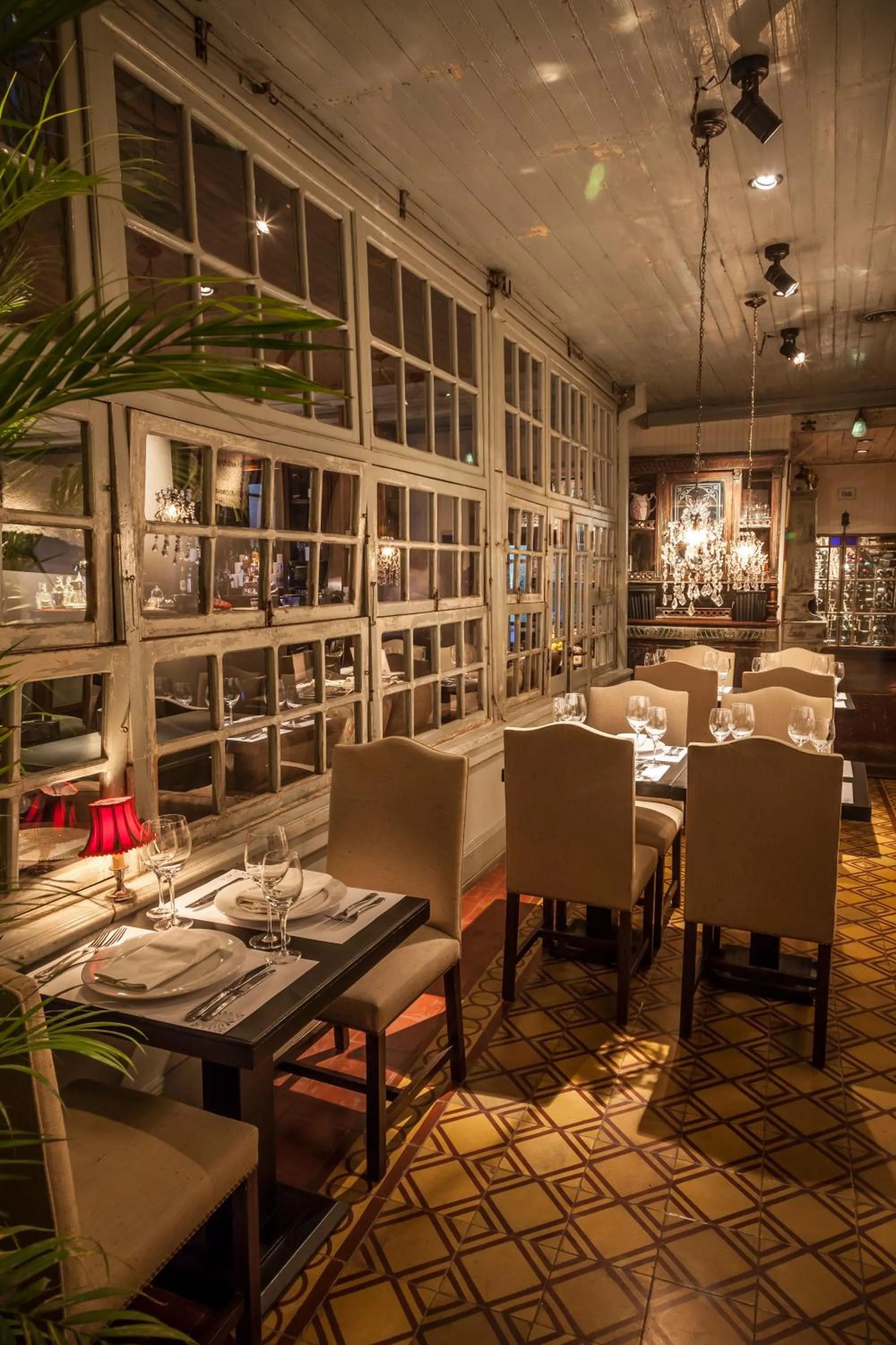 Restaurant/places to eat in La Alondra, Casa de huéspedes