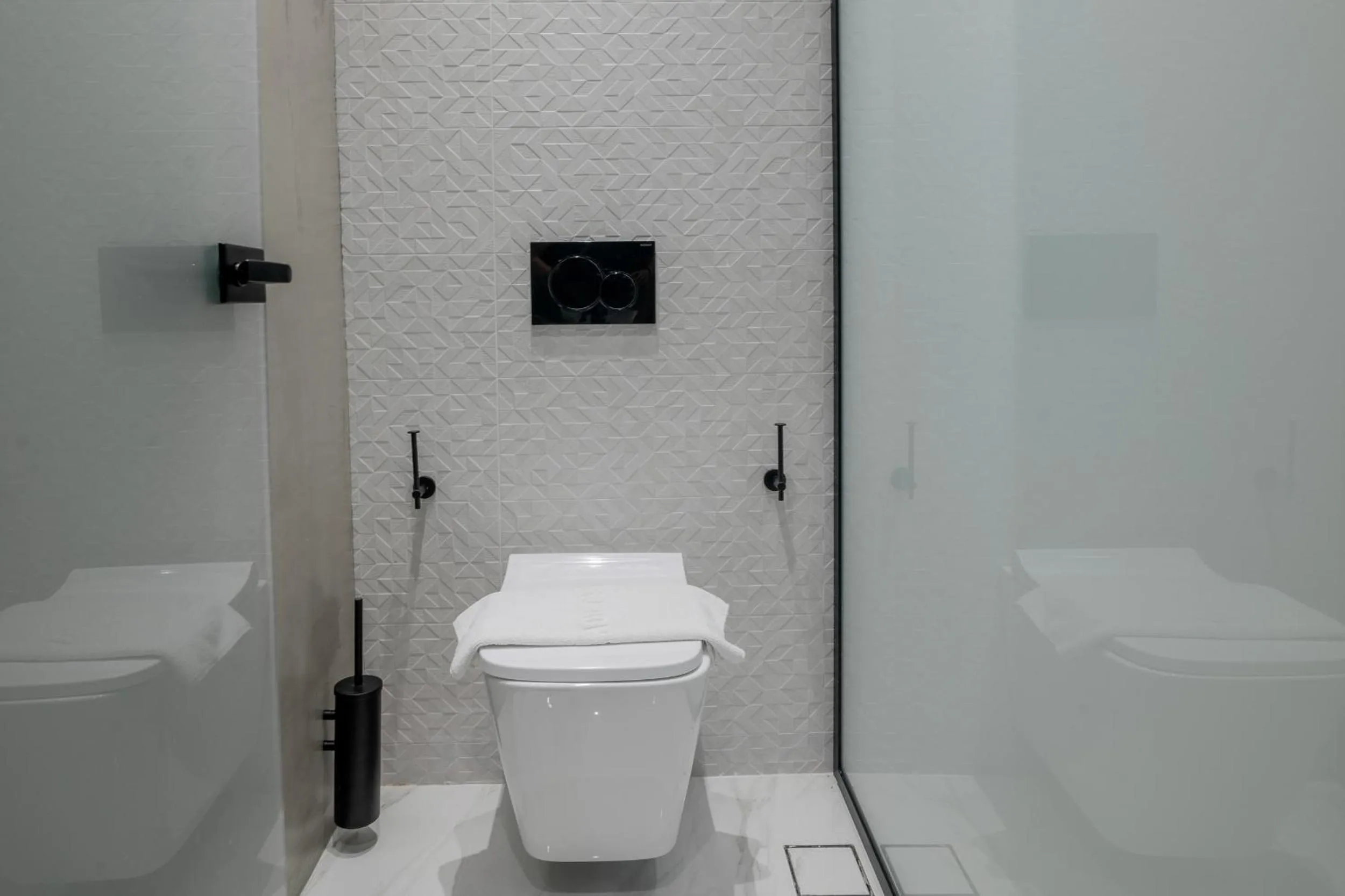 Toilet in Plaza Pallas