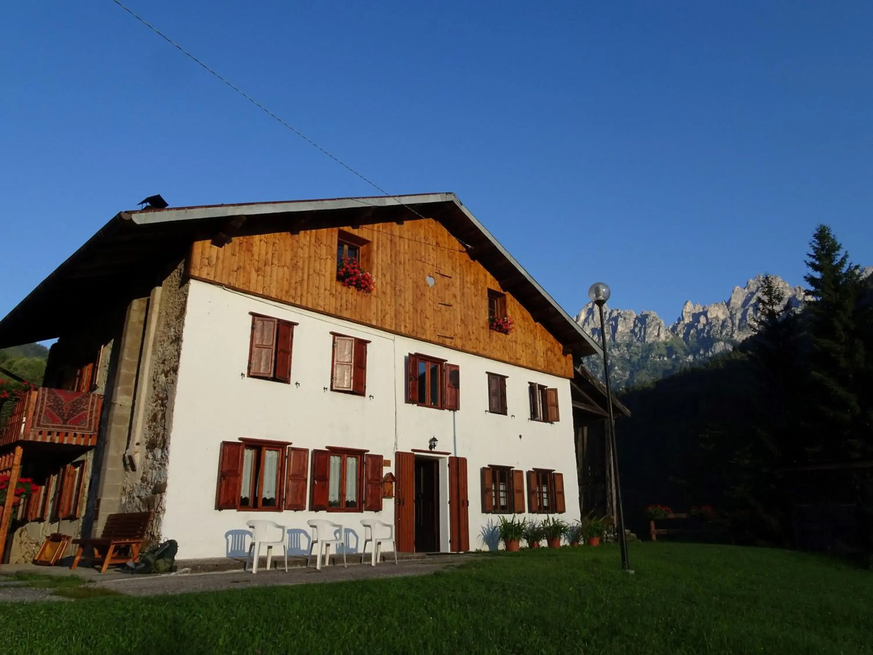 B&B DOLOMIA B&B DOLOMIA