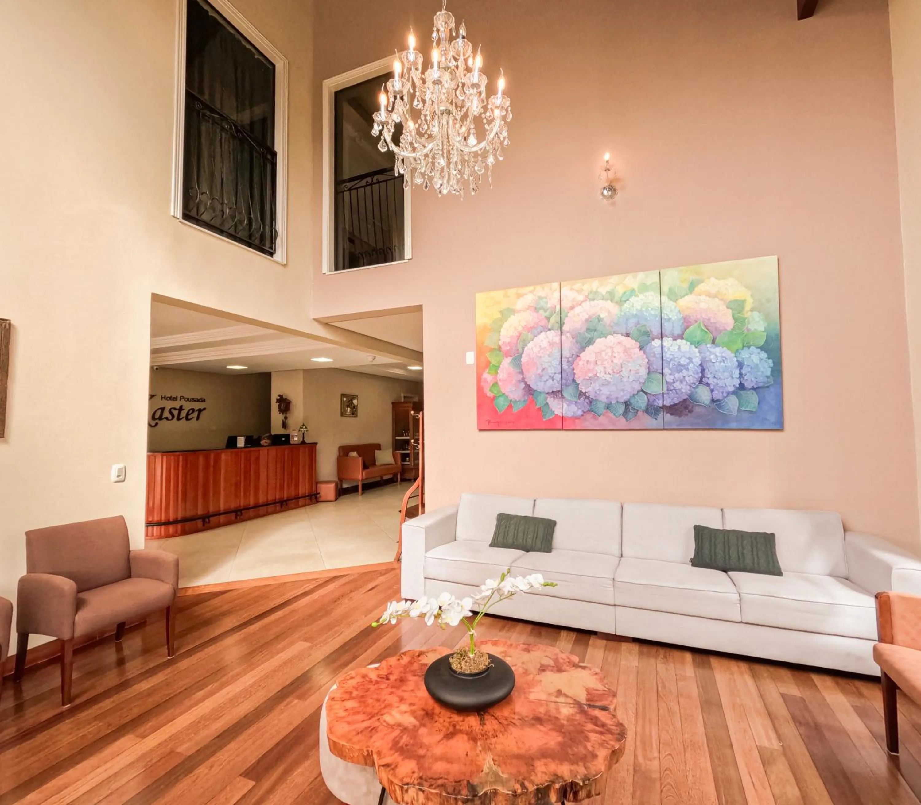 Communal lounge/ TV room in Hotel Kaster