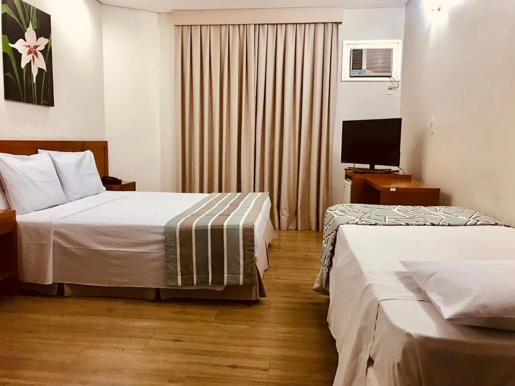 Photo of the whole room, Bed in Di Giulio Hotel