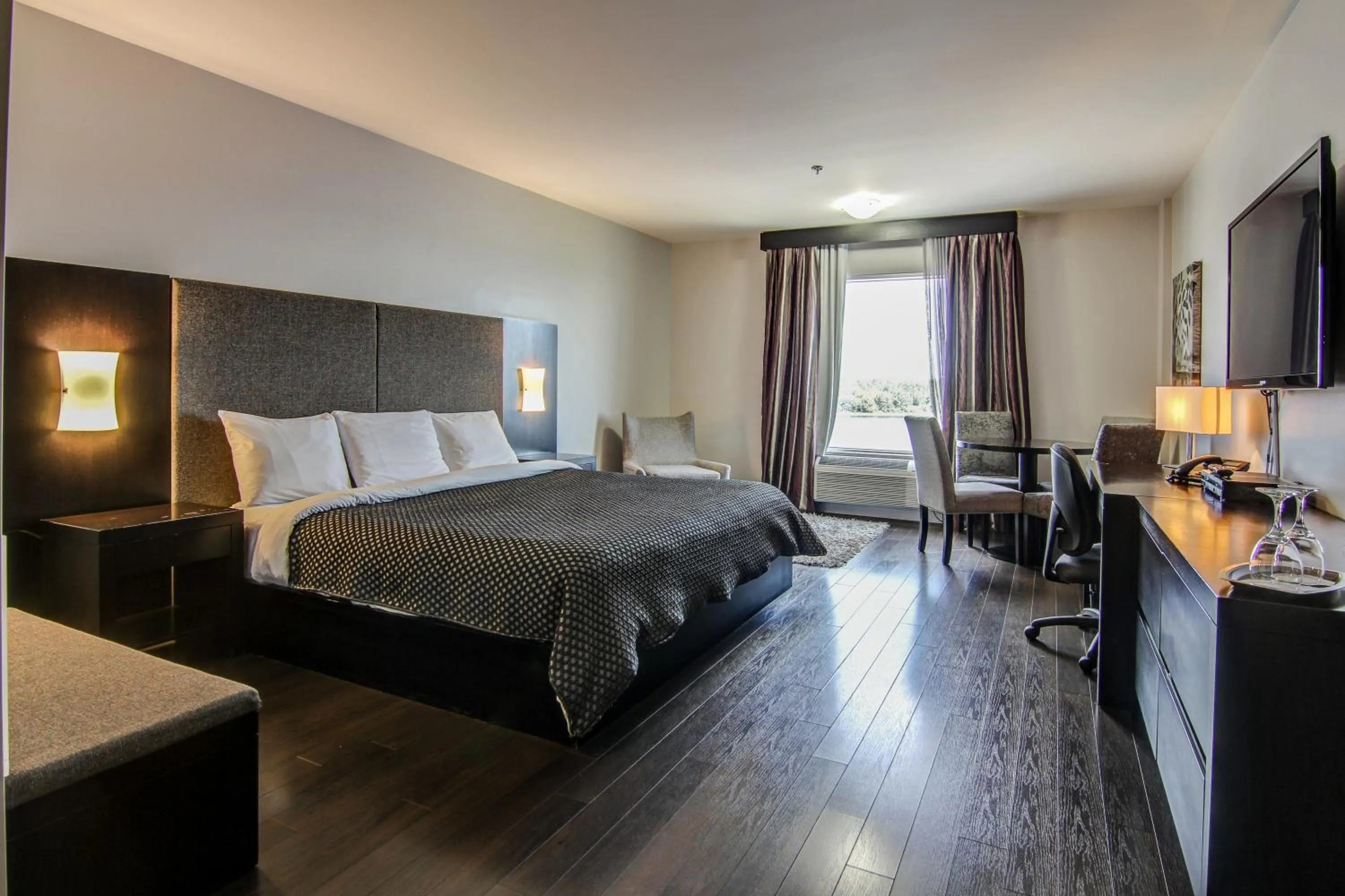 Bedroom, Bed in Hotel De La Borealie