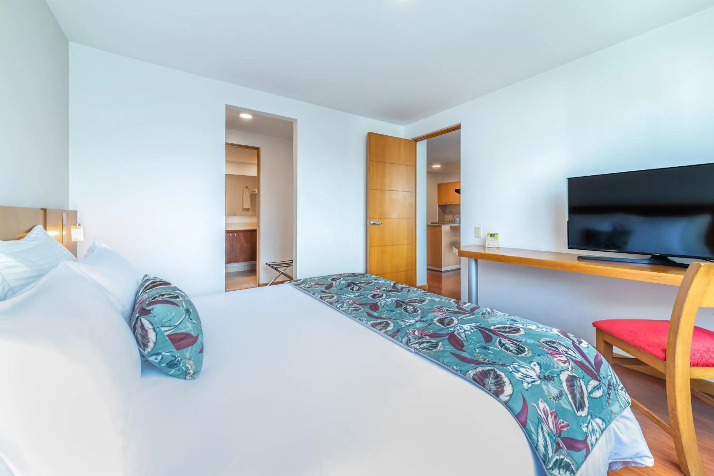 Bed in Affinity ApartaHotel - Extended Stay