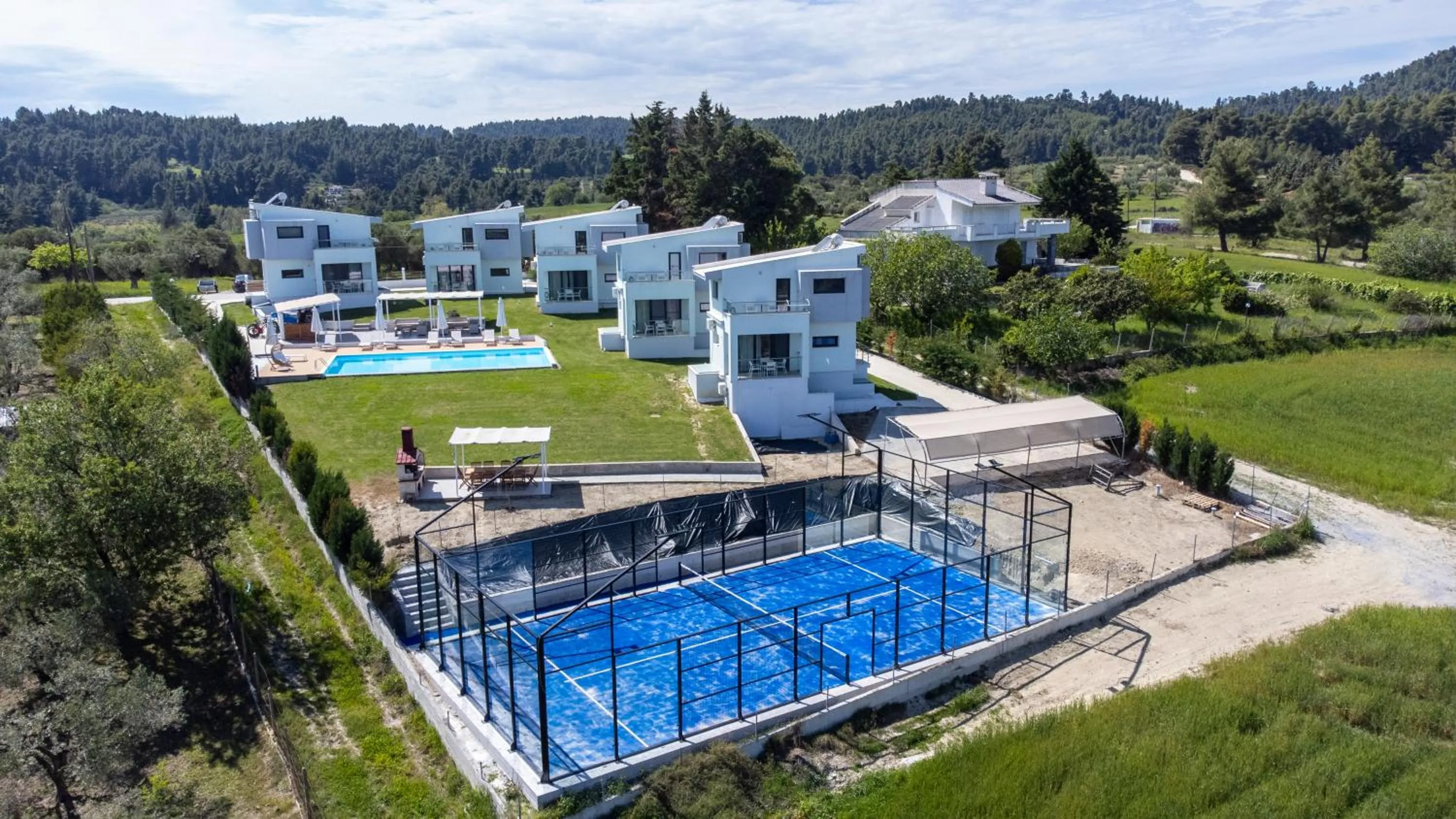 Property building in Blue Avenue
