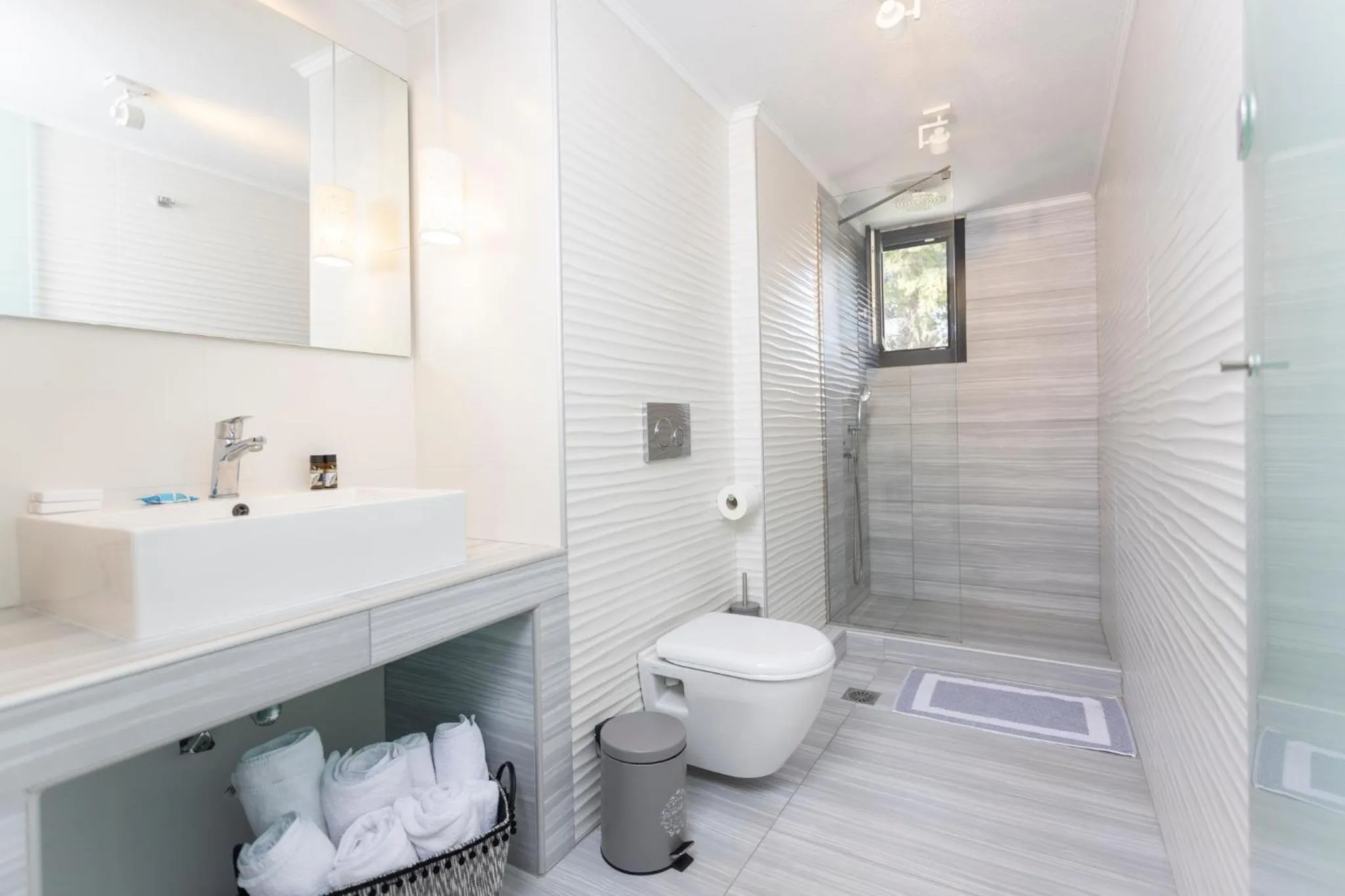 Bathroom in Blue Avenue