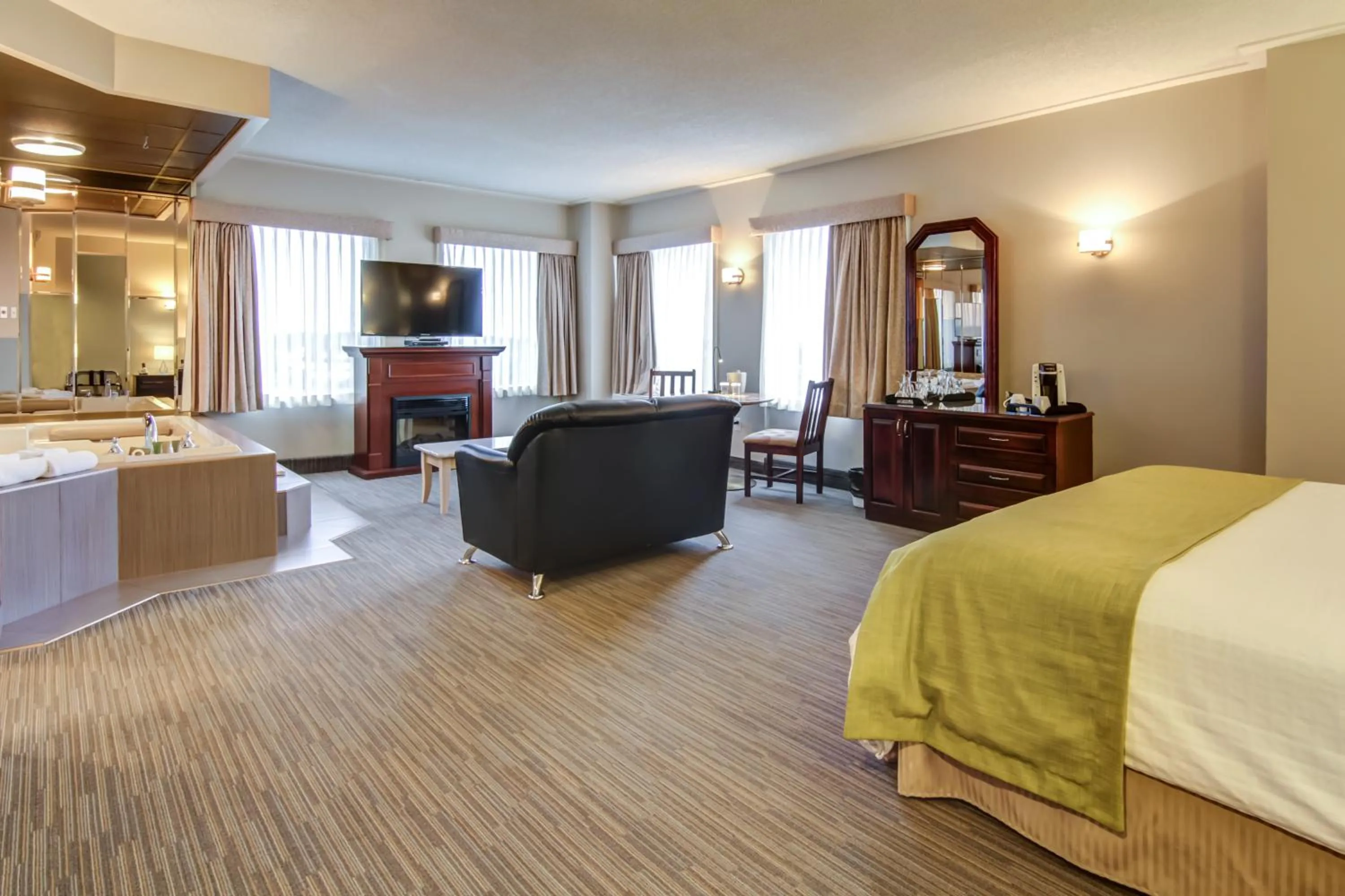 Bedroom, Bed in Hôtel du Jardin