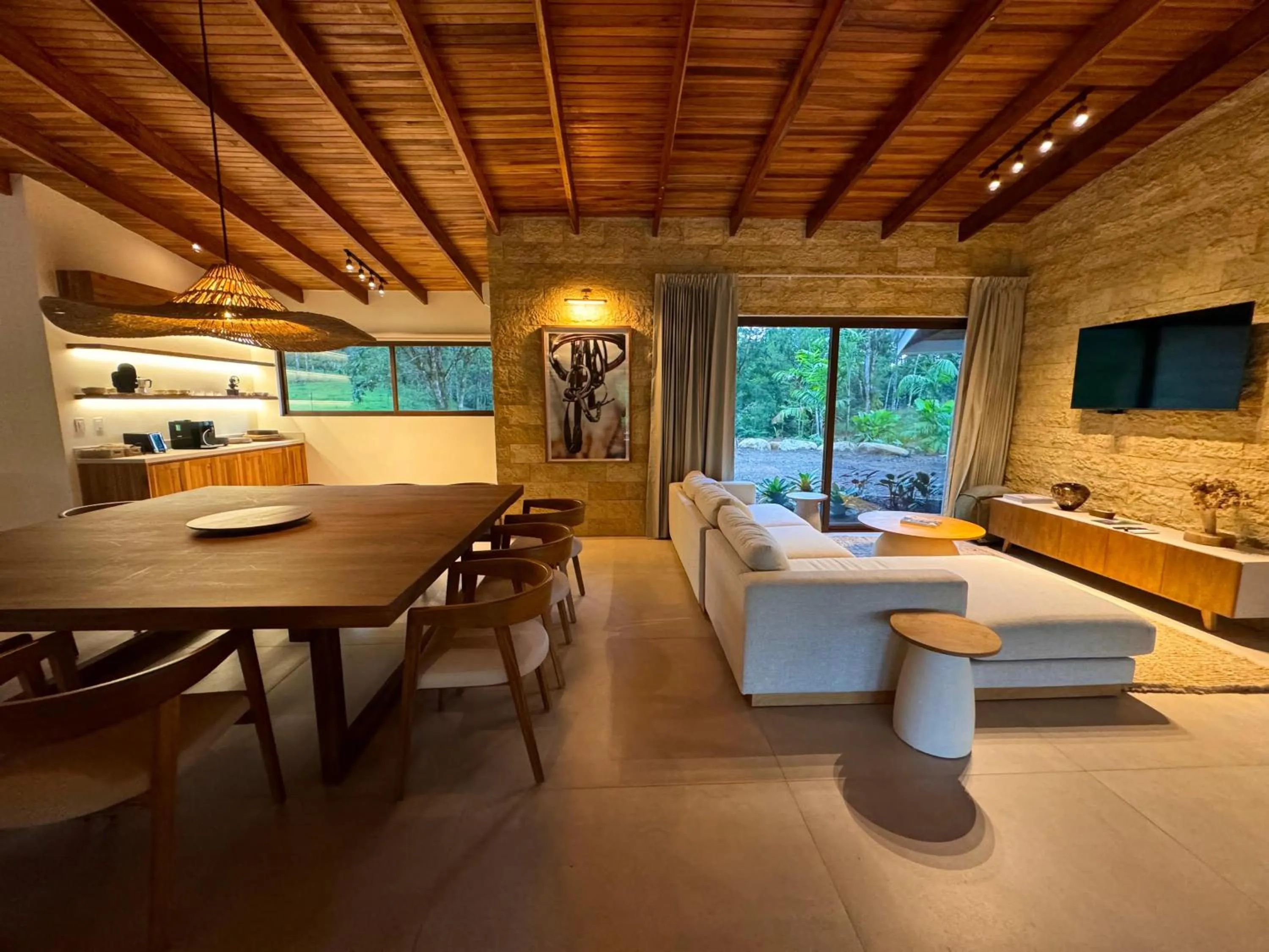 Living room in Chachagua Rainforest Hotel & Hot Springs