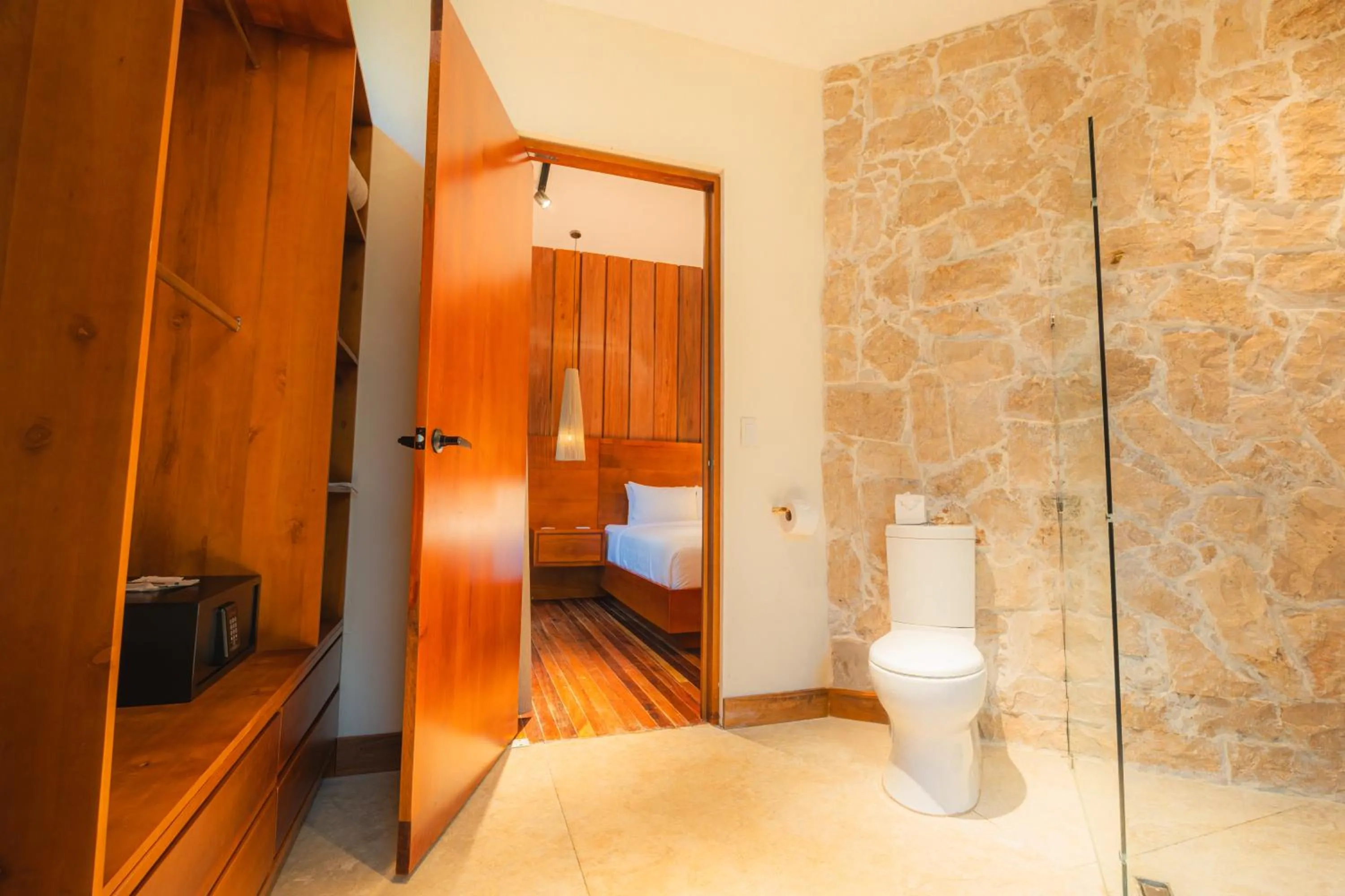 Shower in Chachagua Rainforest Hotel & Hot Springs