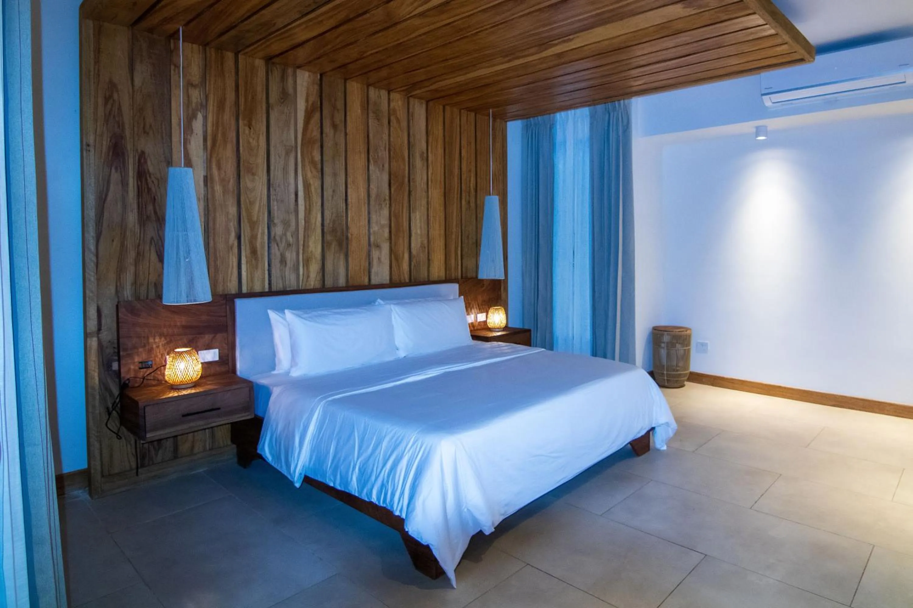 Bed in Chachagua Rainforest Hotel & Hot Springs