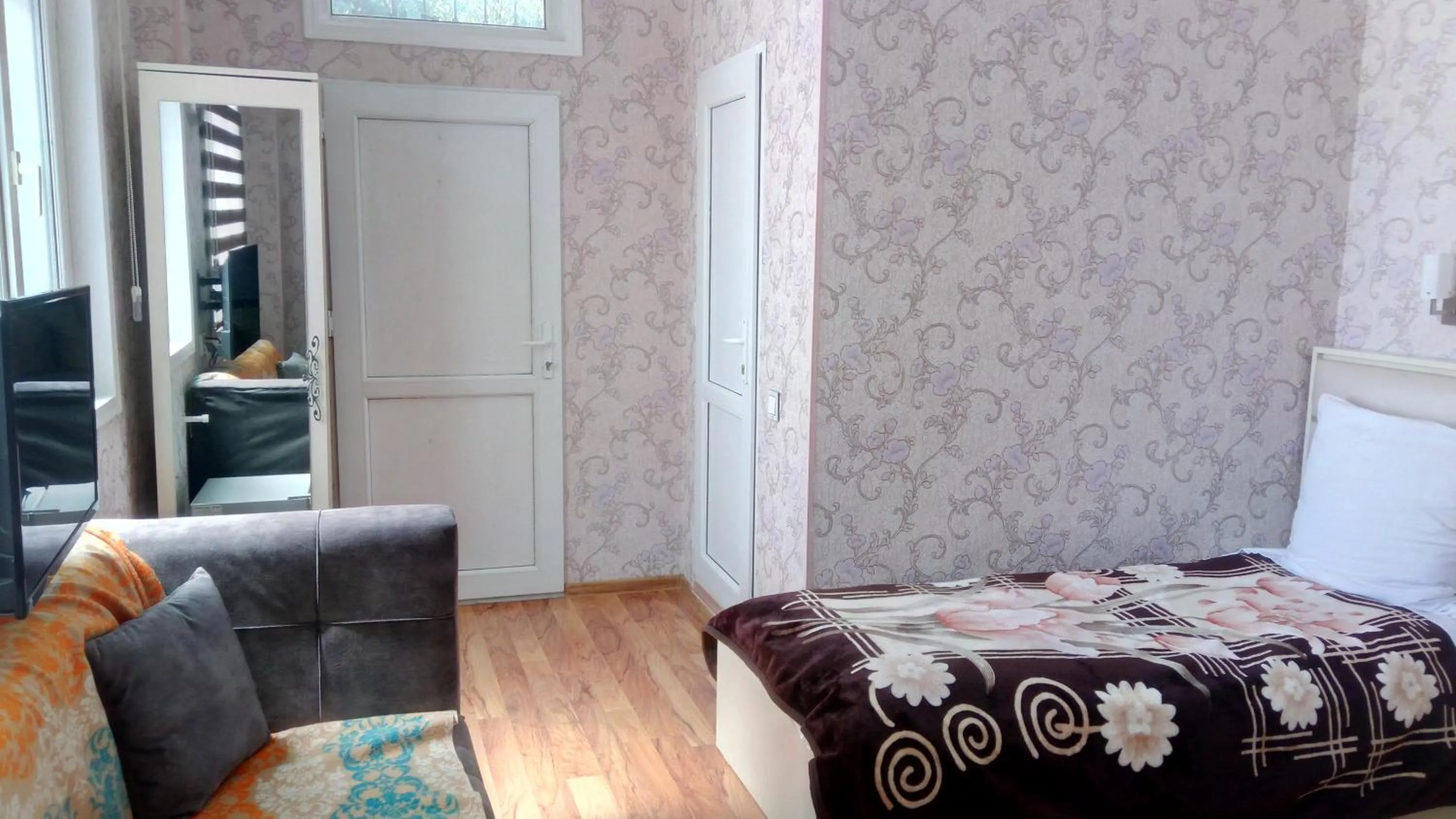 Bed in Sheki Guest House