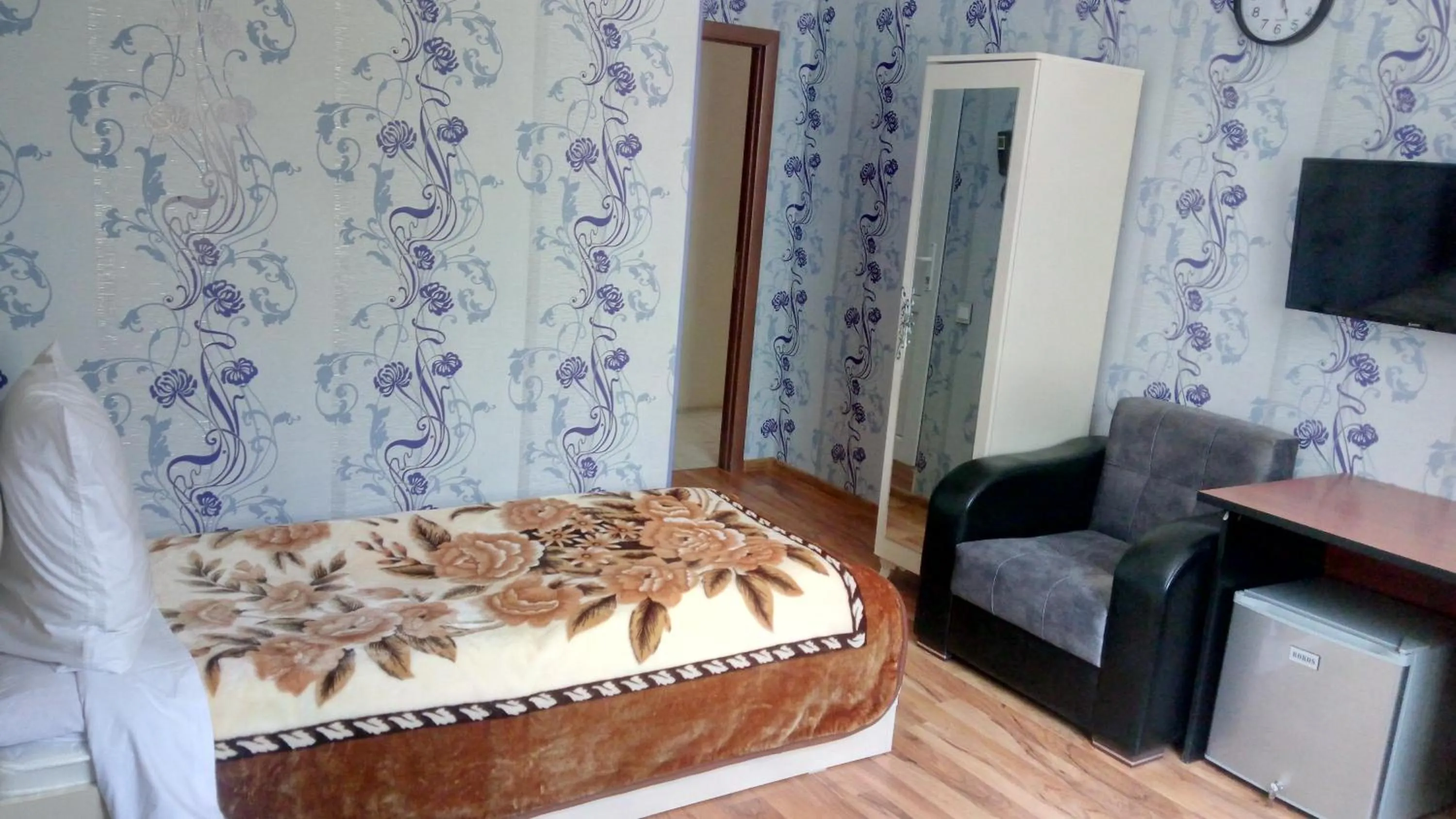 Bed in Sheki Guest House
