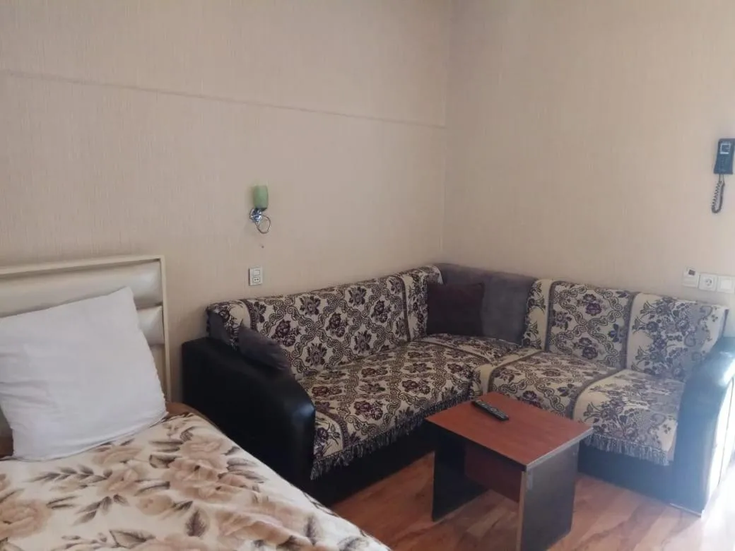 Bed in Sheki Guest House