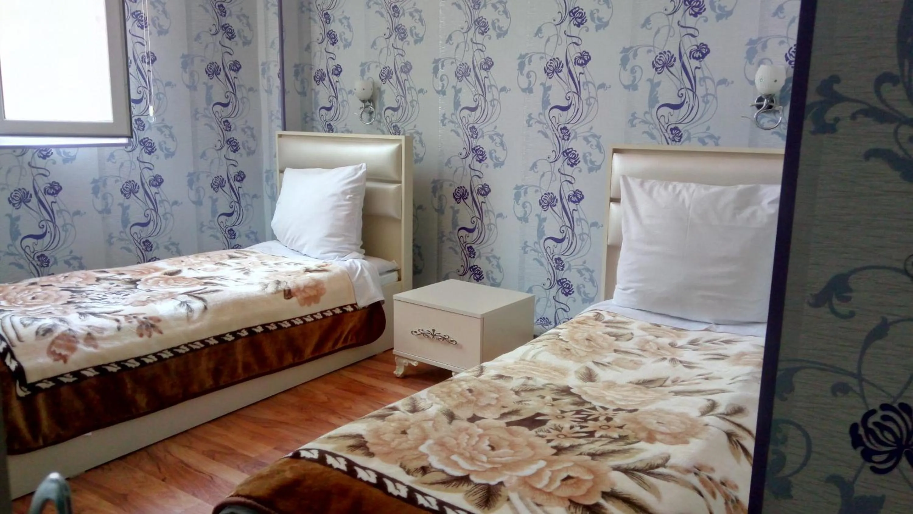 Bed in Sheki Guest House