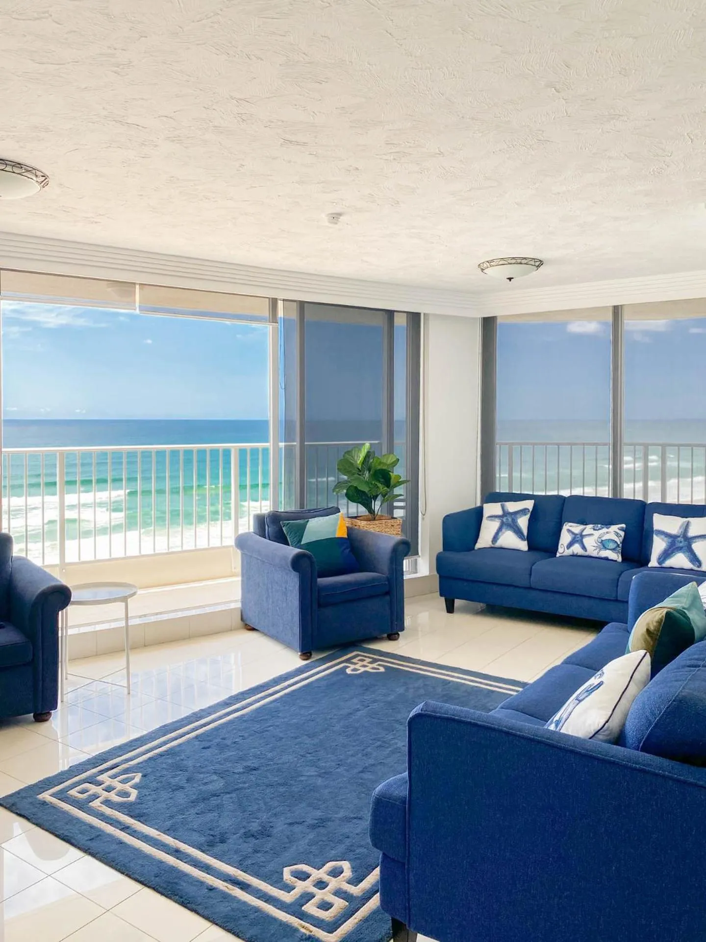 Balcony/Terrace in Beachside Tower Apartments