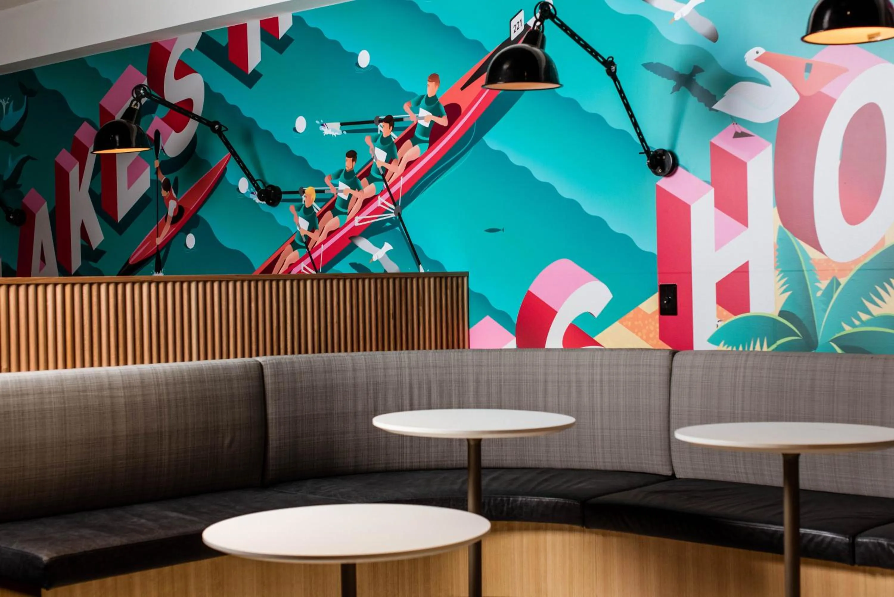 Lounge or bar in Lakes Hotel