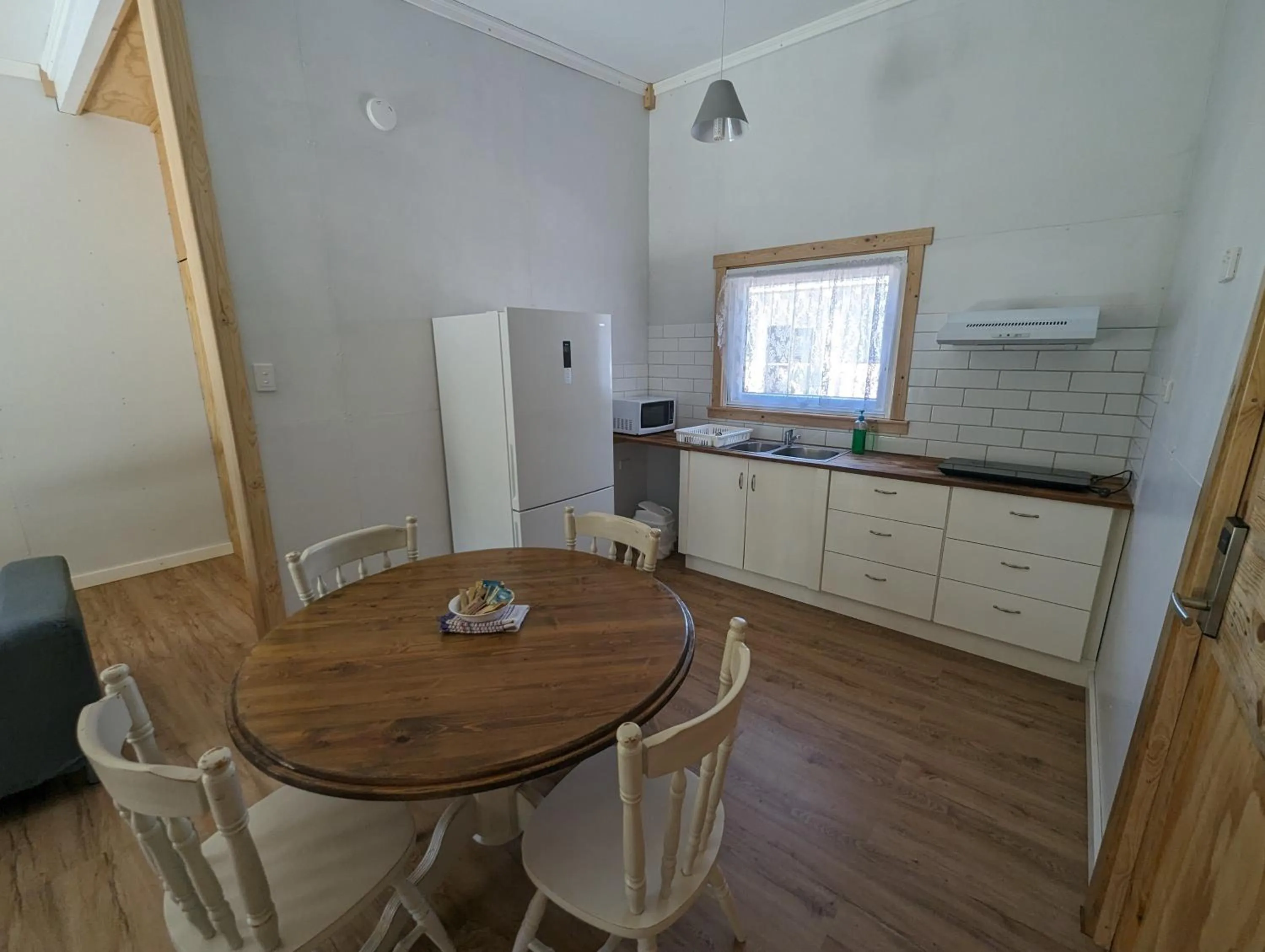 Kitchen or kitchenette in Chalets on Stoneville