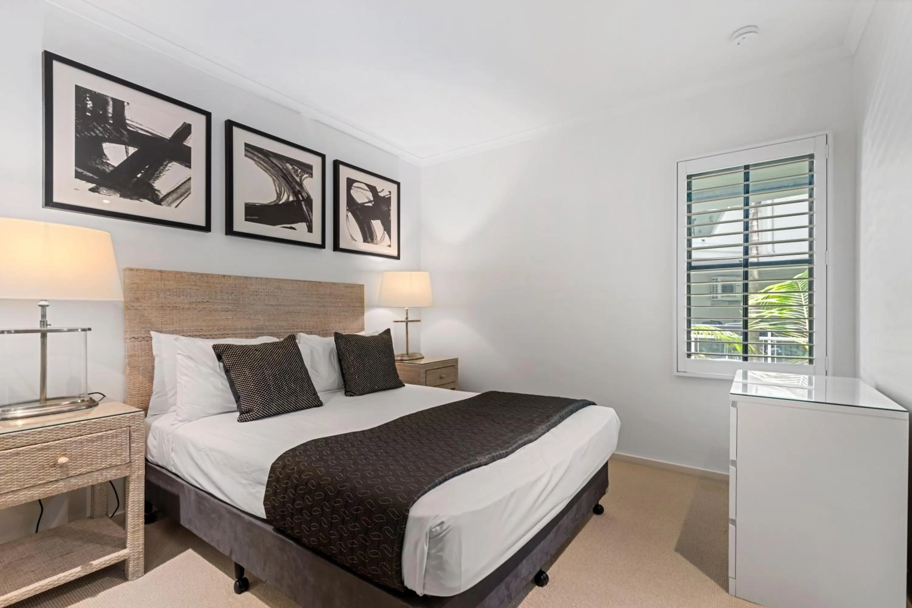 Bedroom, Bed in Bella Casa Noosa