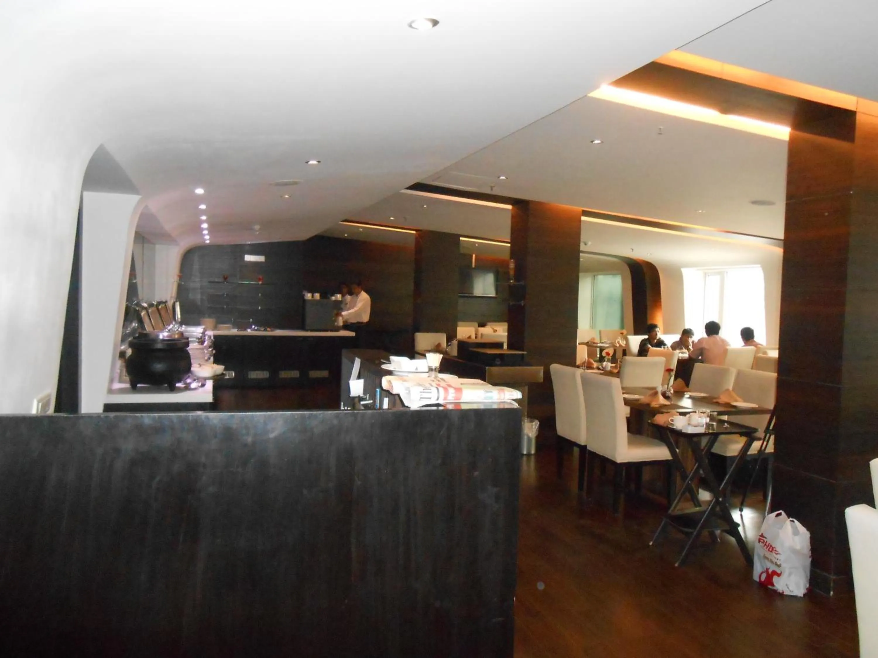 Restaurant/places to eat in Siamton Inn- A Cygnett Collection