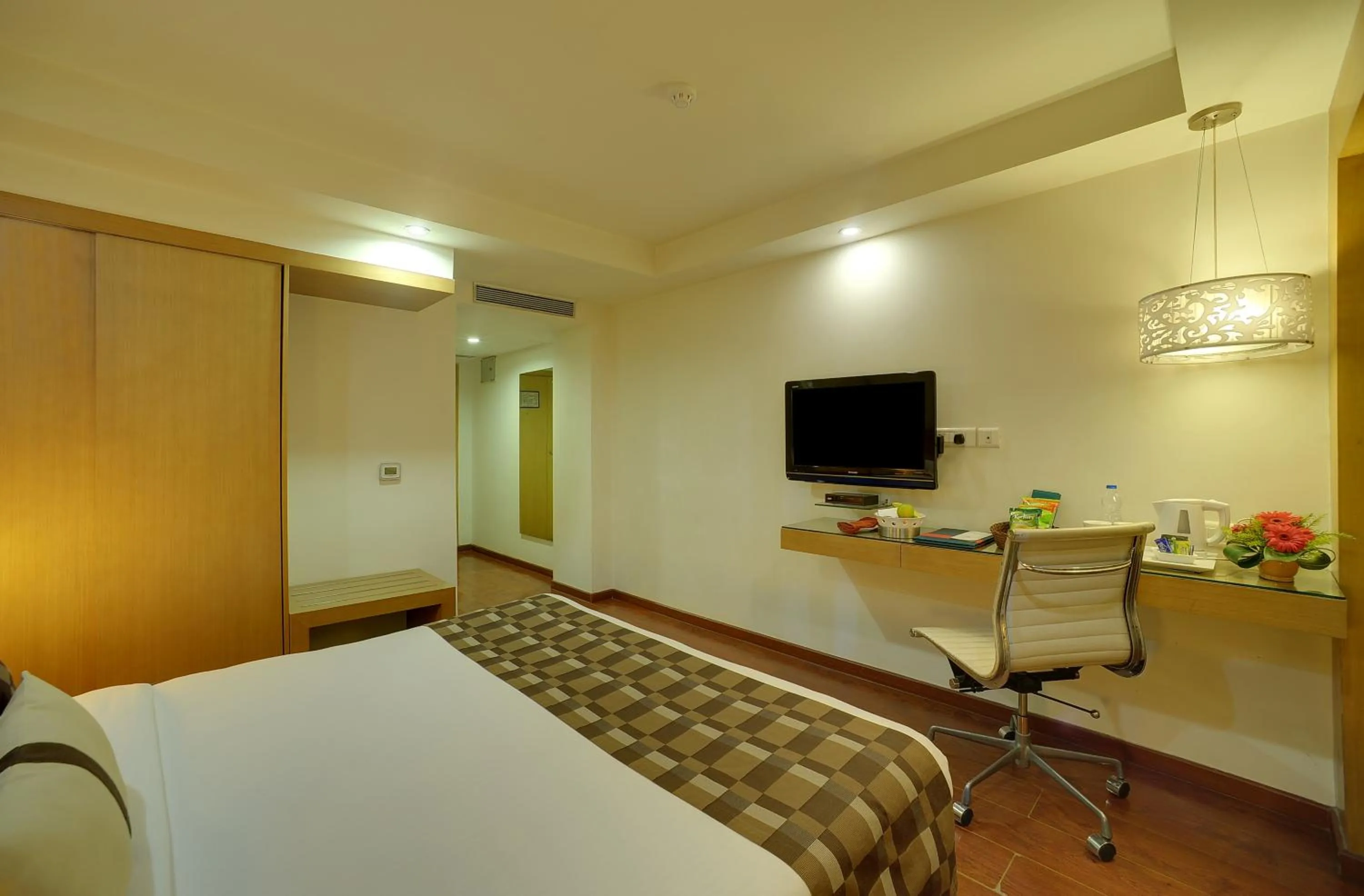 Bed in Siamton Inn- A Cygnett Collection