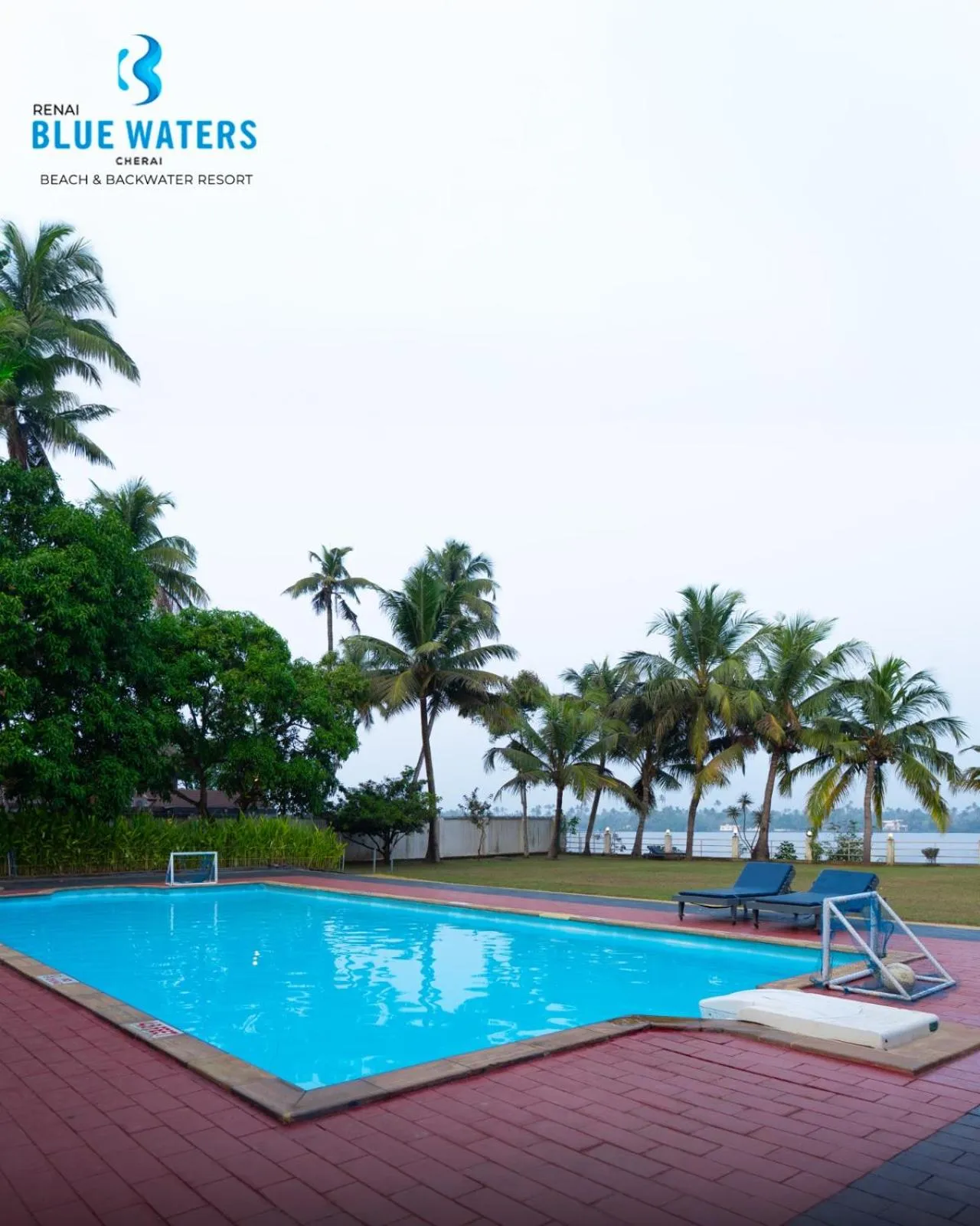Swimming pool in Renai Blue Waters Cherai