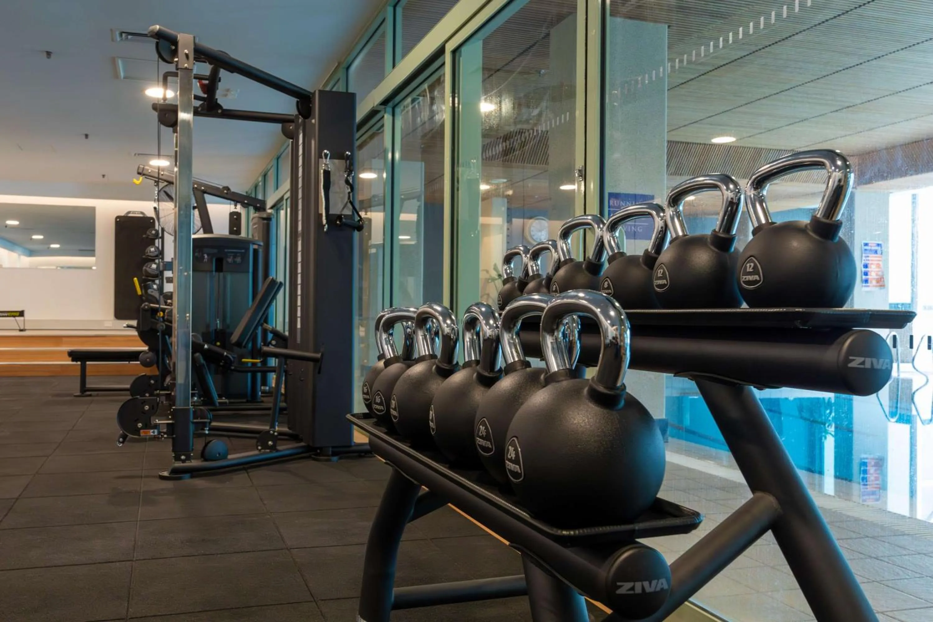 Fitness centre/facilities in Rydges Canberra