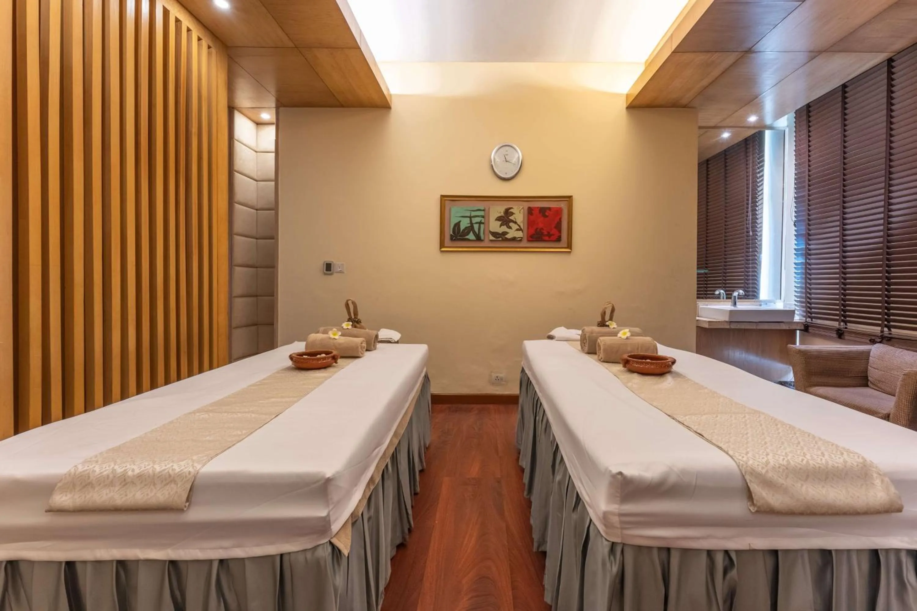 Spa and wellness centre/facilities in Radisson Blu Hotel, Indore