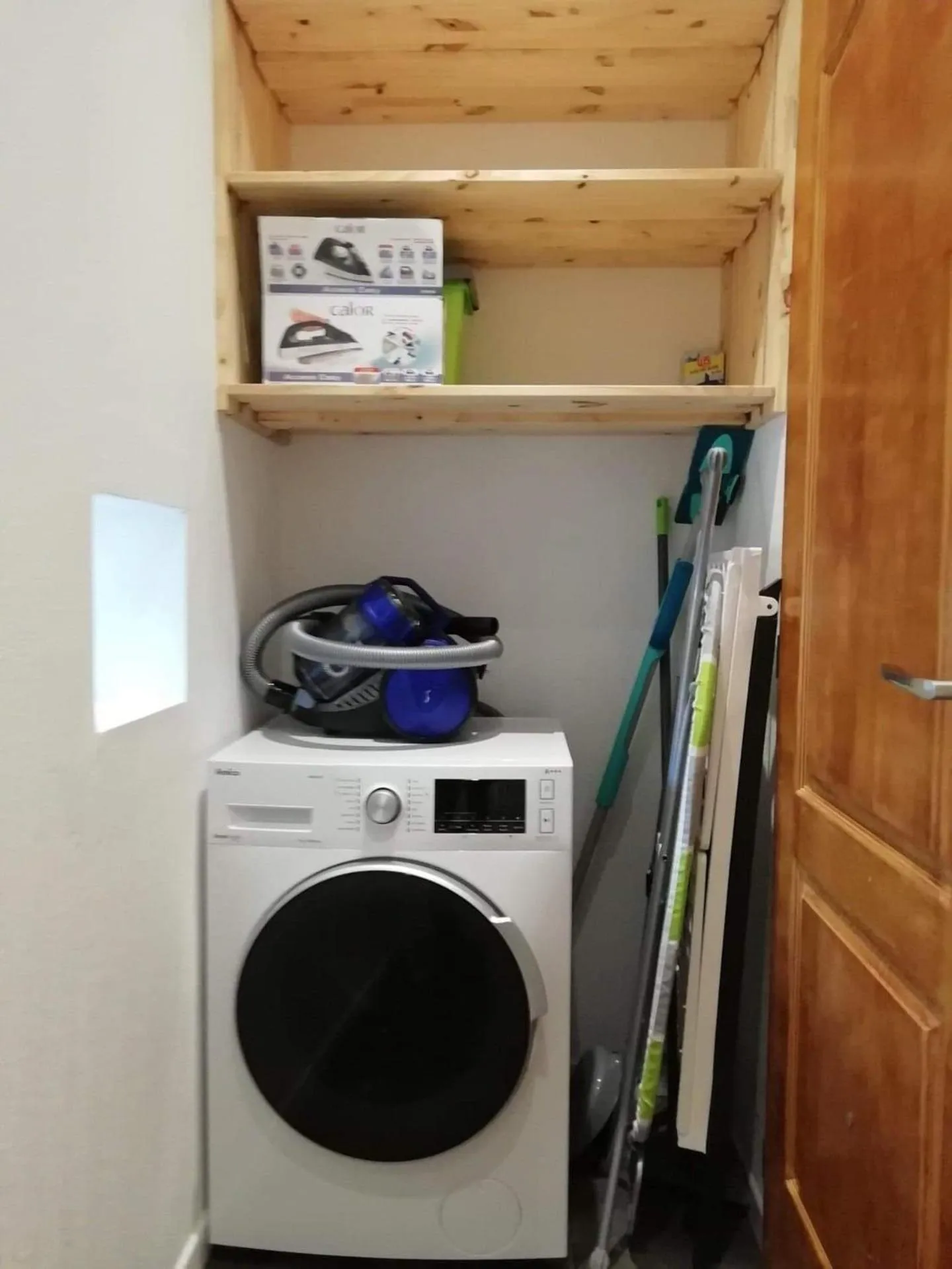 washing machine in La Villa Tria Castella