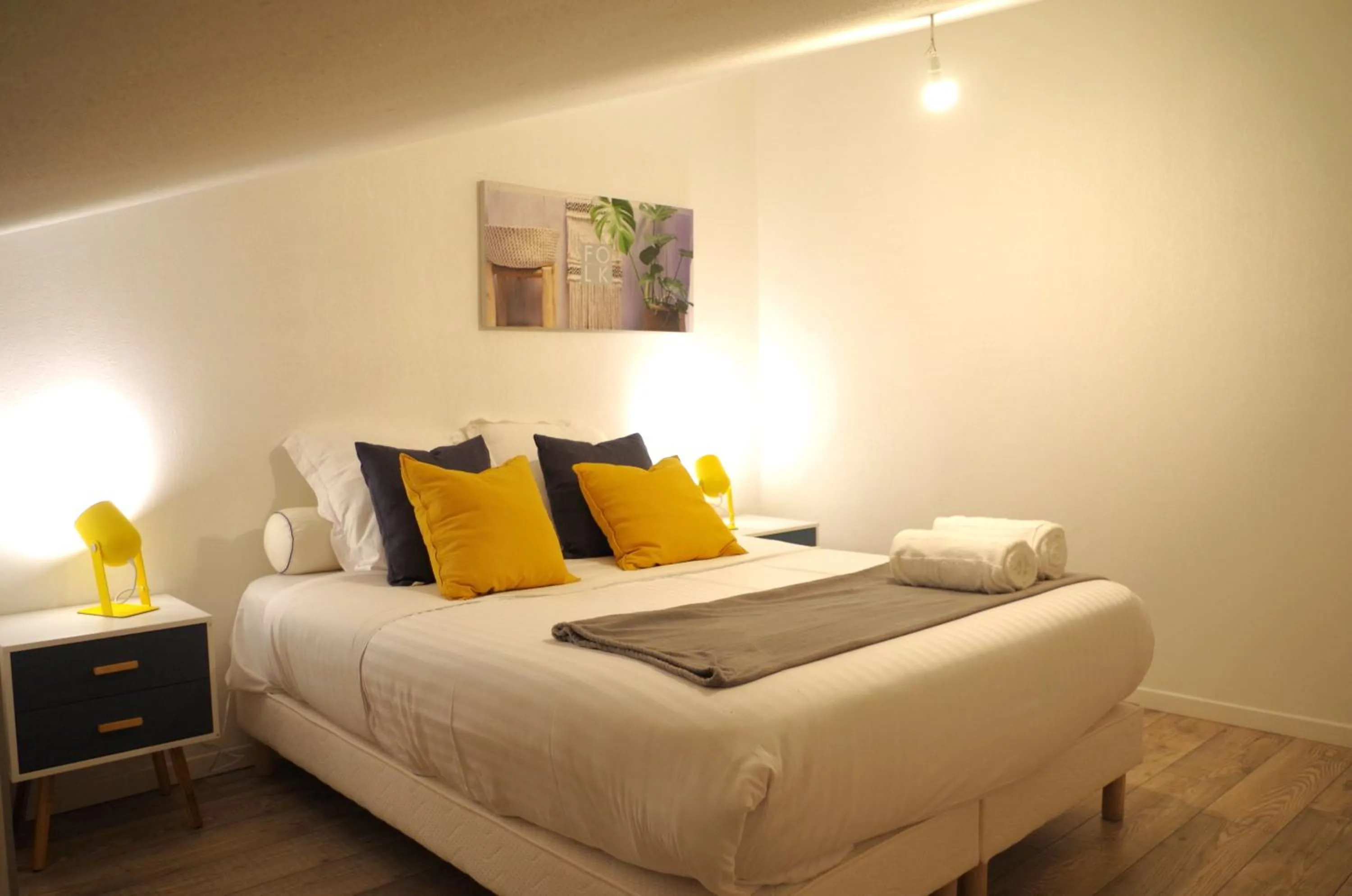 Bed in La Villa Tria Castella