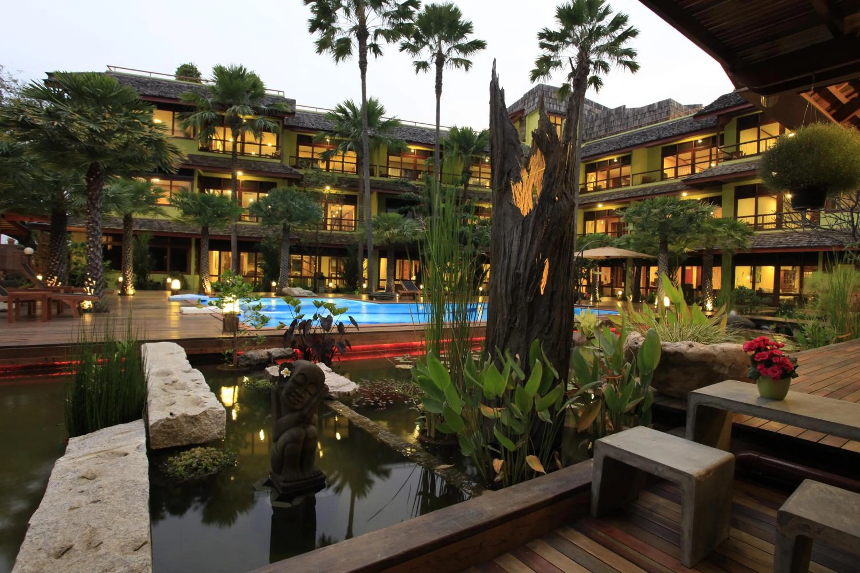 Facade/entrance in VC@Suanpaak Boutique Hotel & Service Apartment