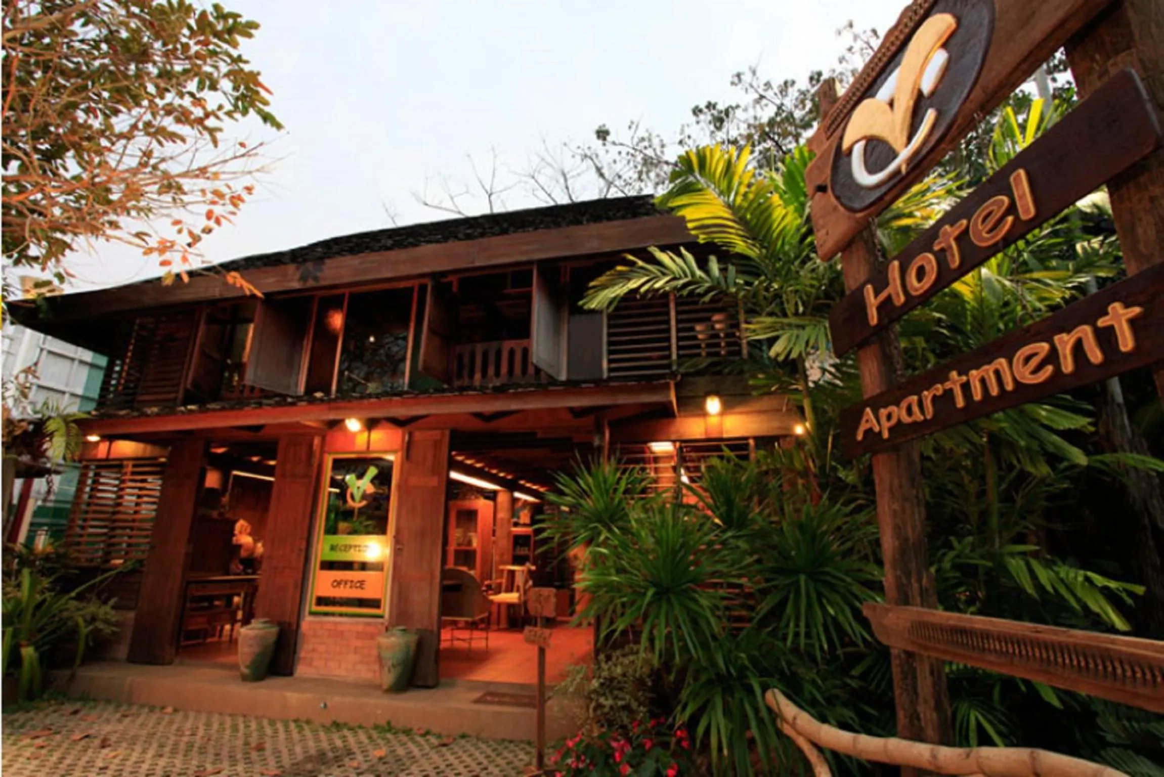 Lobby or reception in VC@Suanpaak Boutique Hotel & Service Apartment