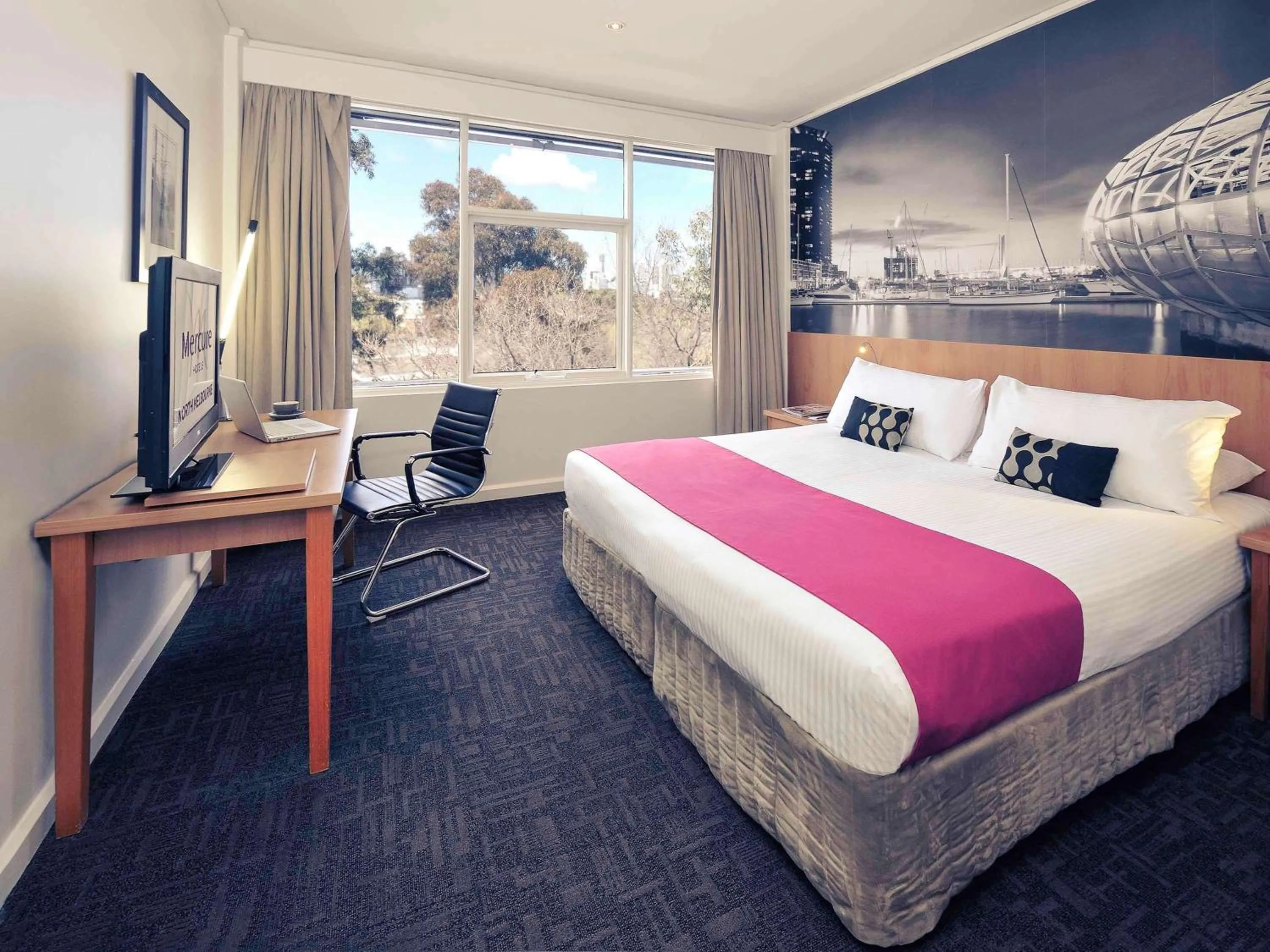 Bedroom, Bed in Mercure North Melbourne