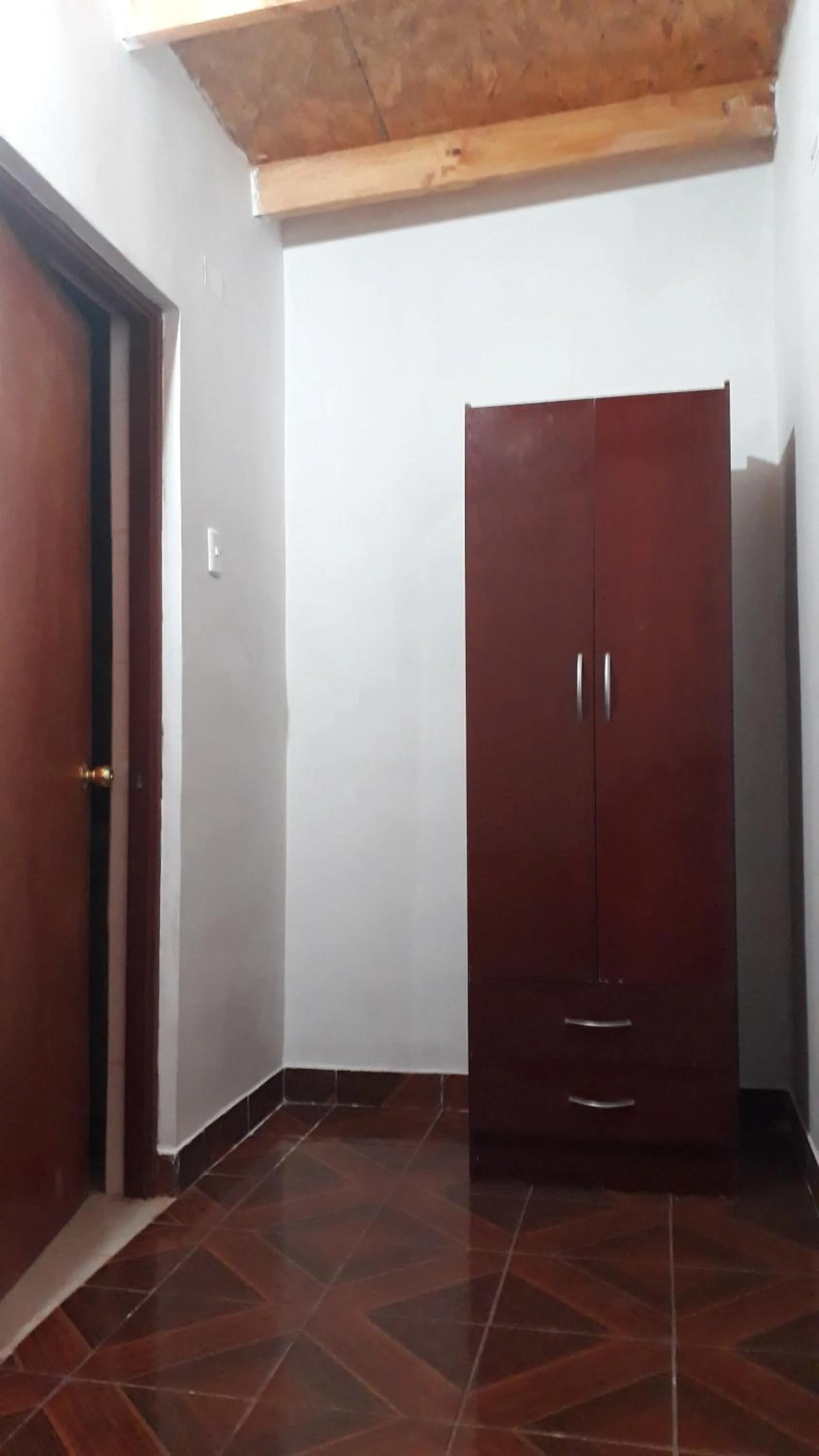 wardrobe in Hostal Open House