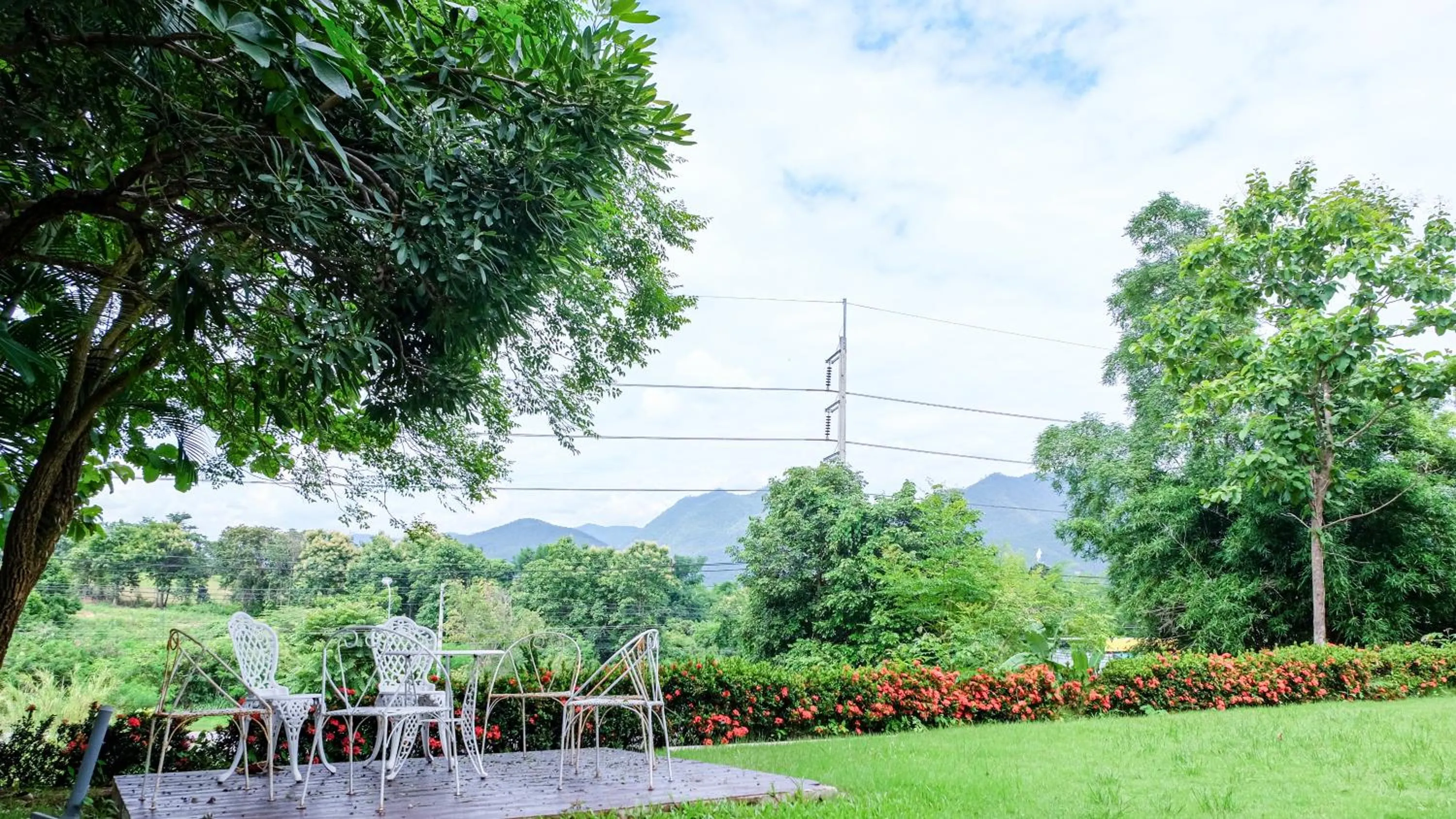 Day in Mont Goei Pai