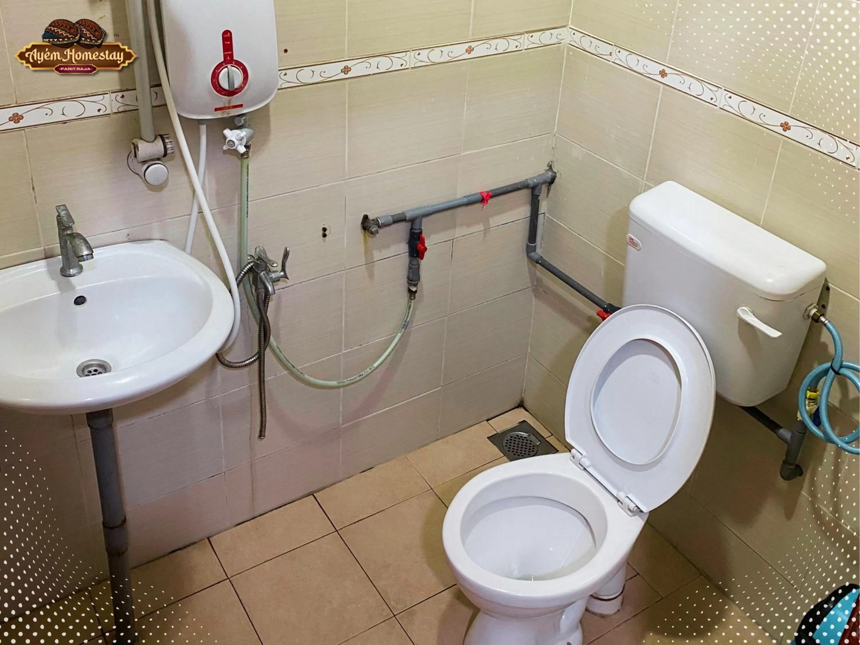 Toilet in Ayem Homestay UTHM