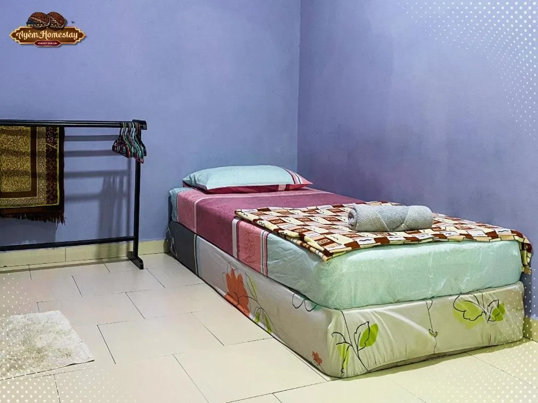 Bed in Ayem Homestay UTHM