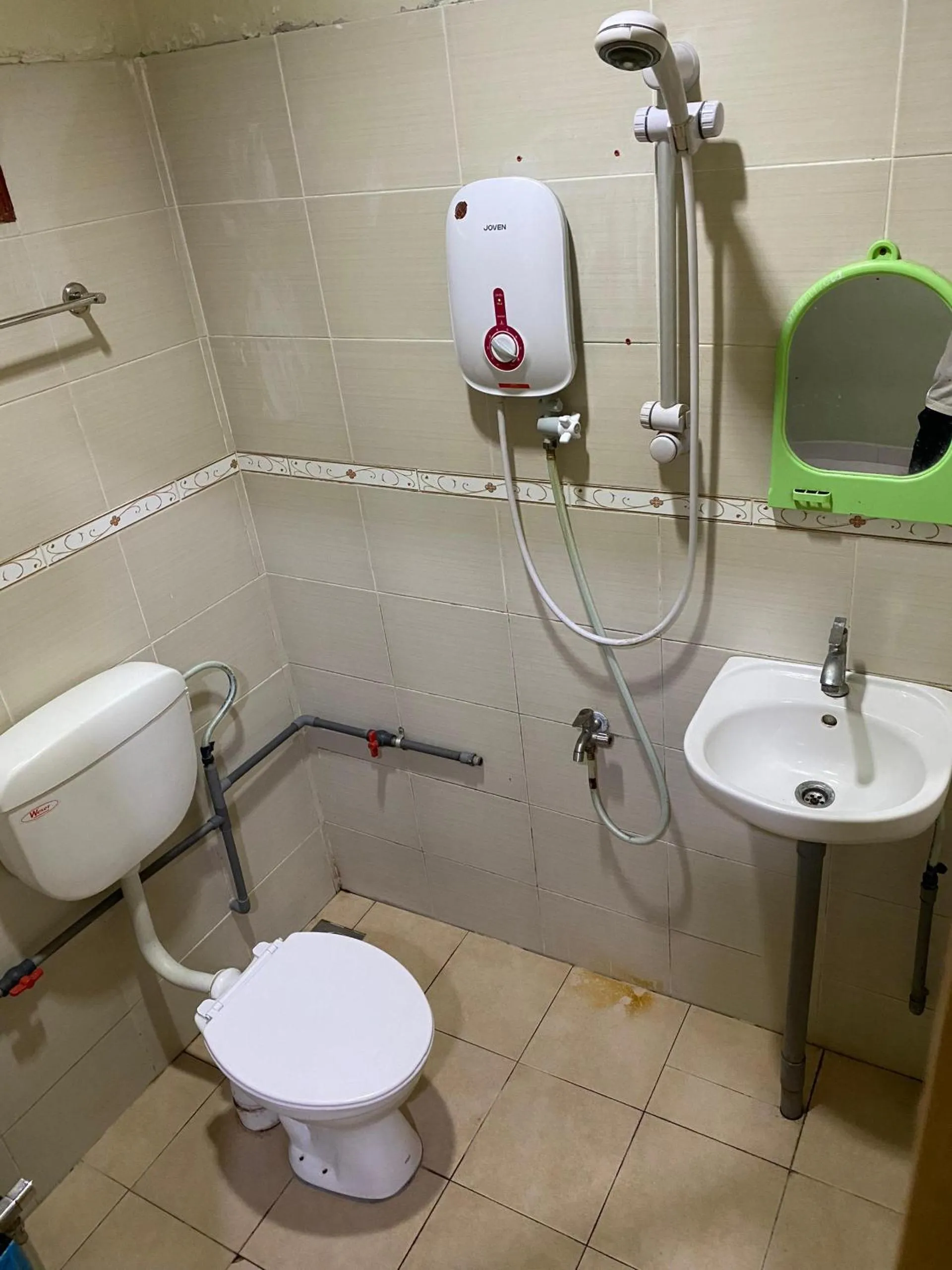 Shower in Ayem Homestay UTHM