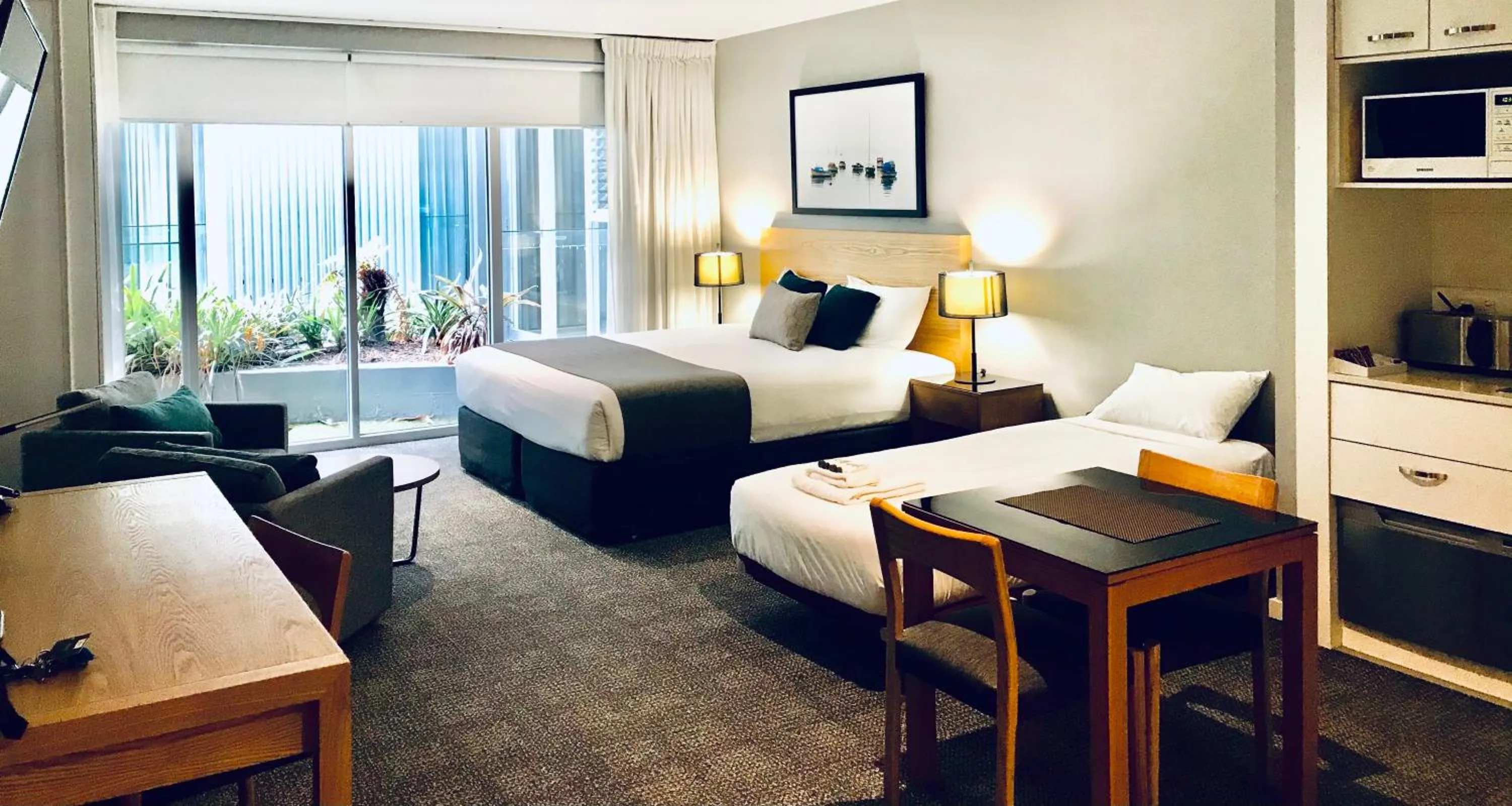 Photo of the whole room, Bed in Quest Brighton on the Bay