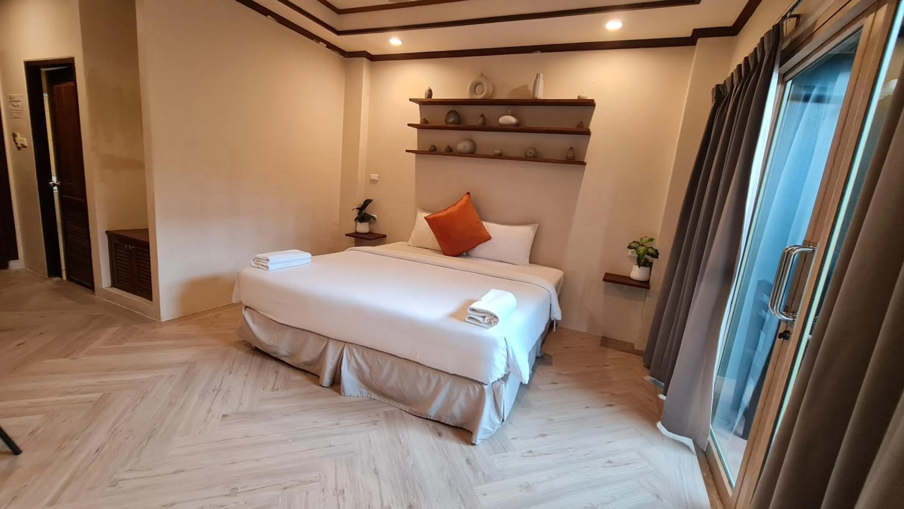 Bed in Sunrise Resort- Koh Phangan - SHA Extra Plus