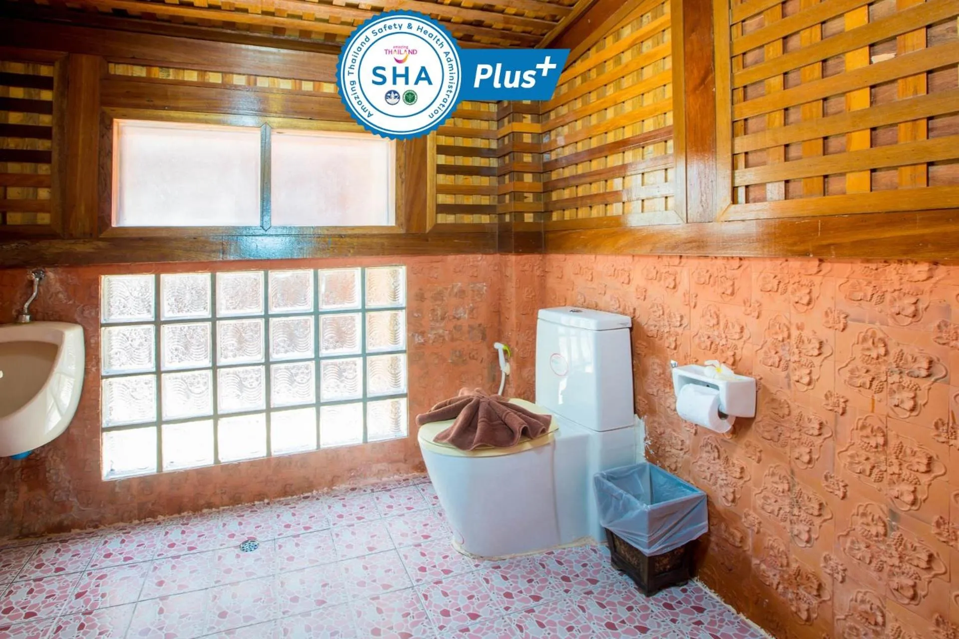 Bathroom in Sunrise Resort- Koh Phangan - SHA Extra Plus