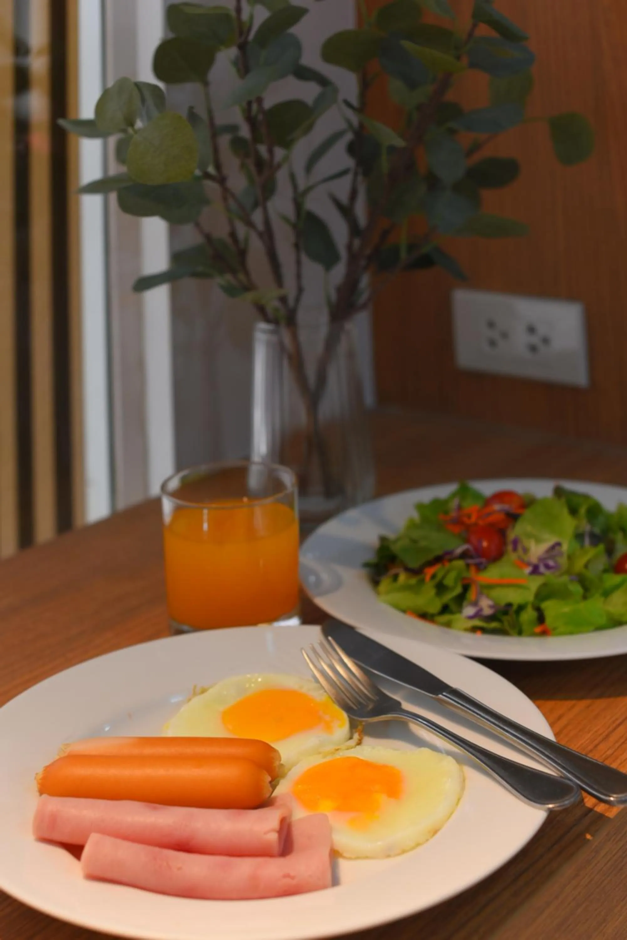 Breakfast in Grand Watergate Hotel