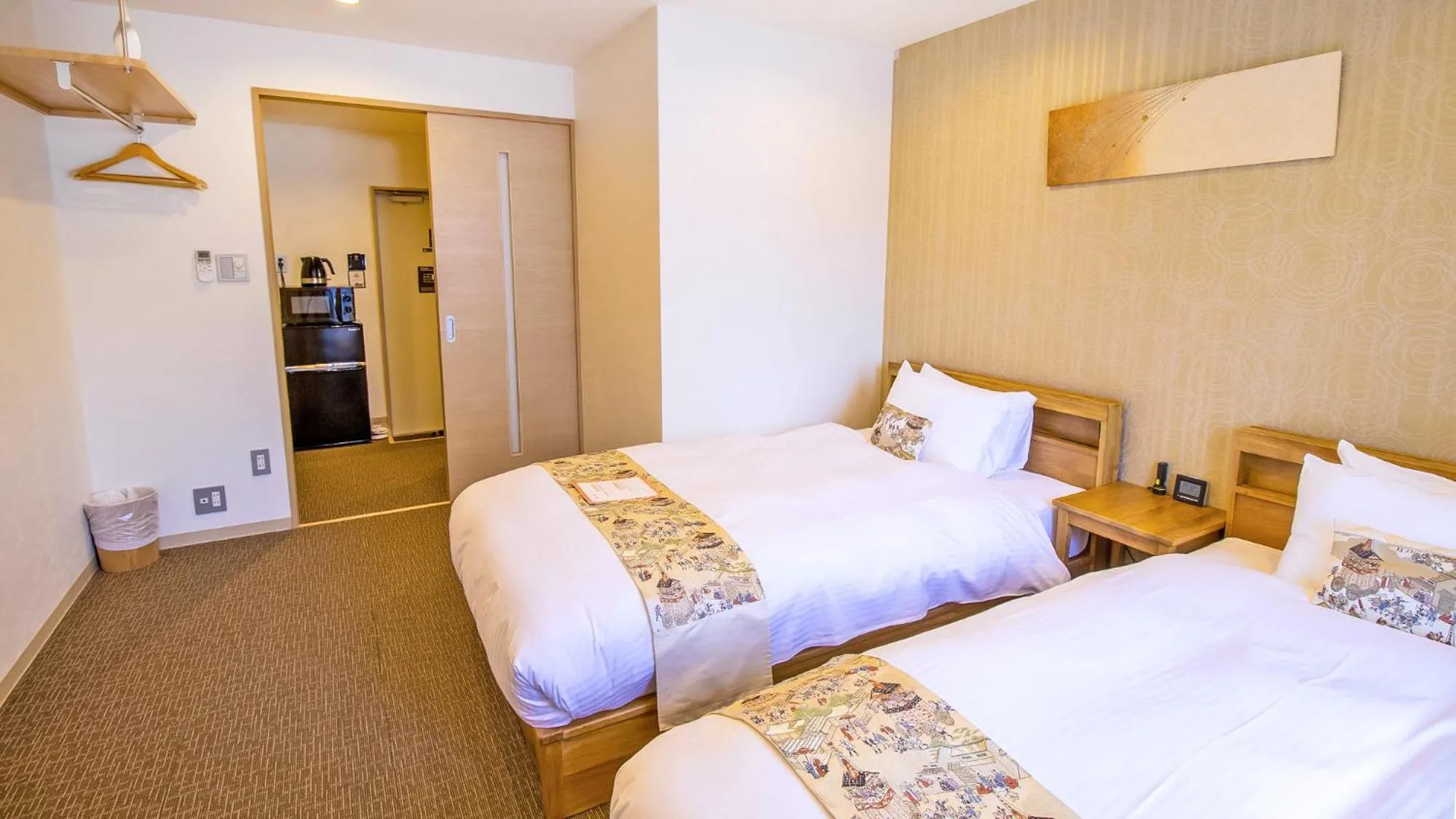 Bed in Stay SAKURA Kyoto Gyoen East