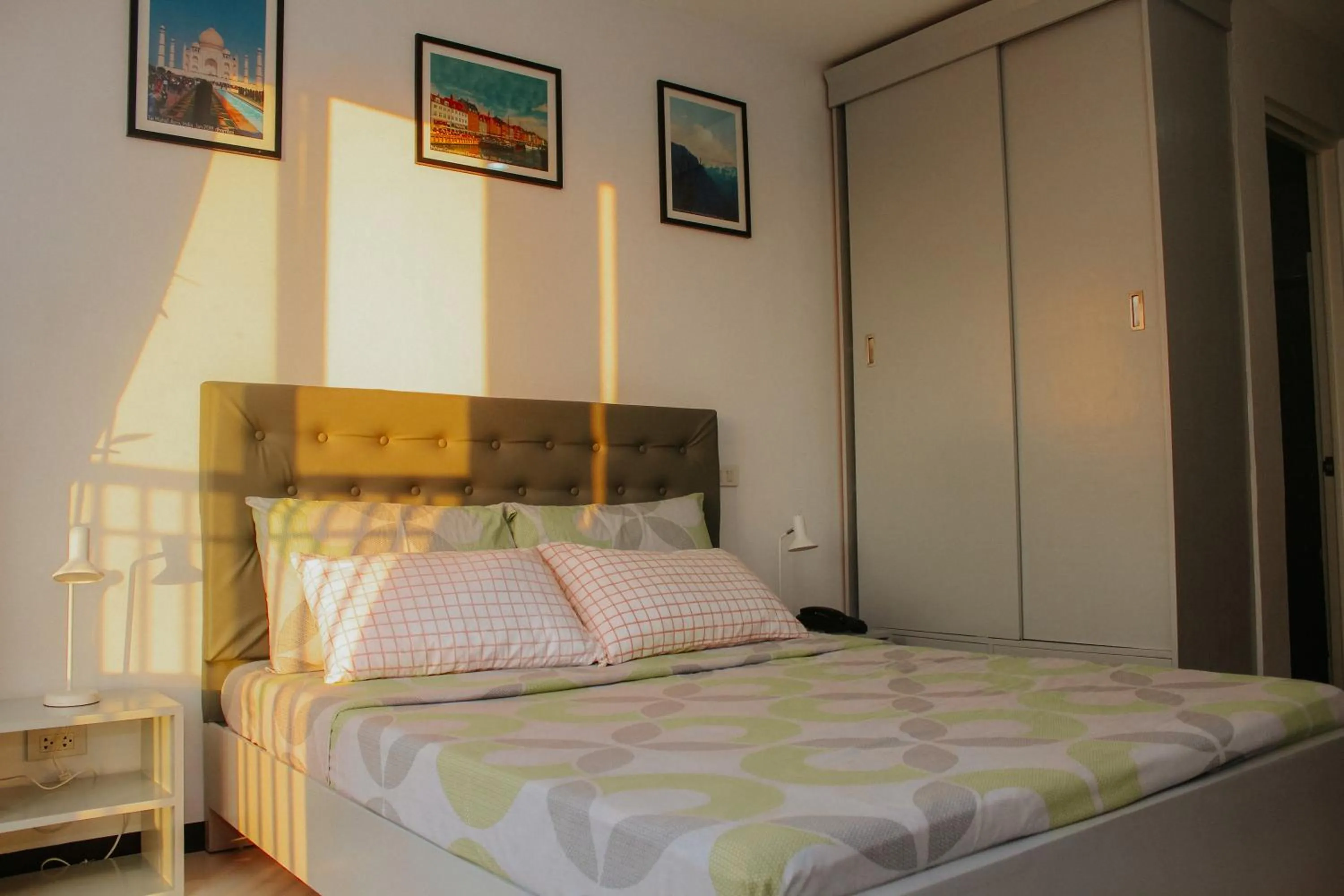 Bedroom, Bed in Unit 1109 Cityscape Residences